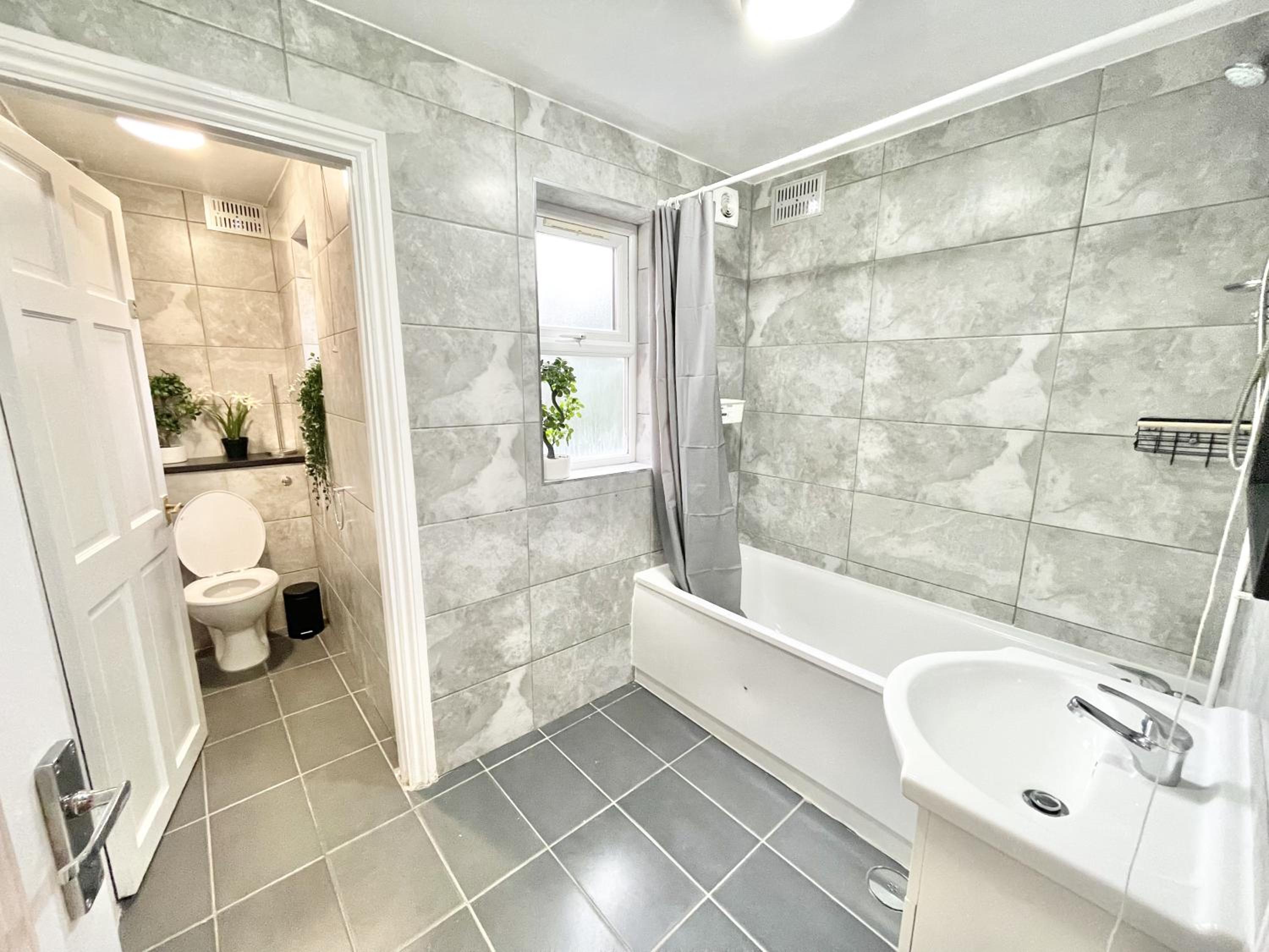 Wembley Royal Residence - Free Parking