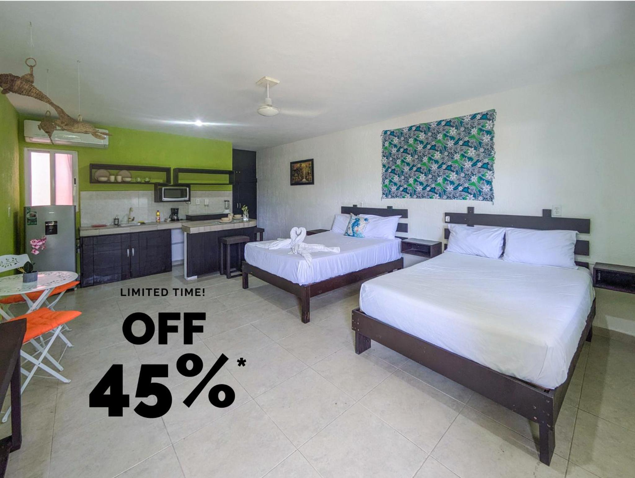 Bright & Airy Family Suite 2 Full Beds Walk to Beach Kitchen AC WiFi Great Value 8A
