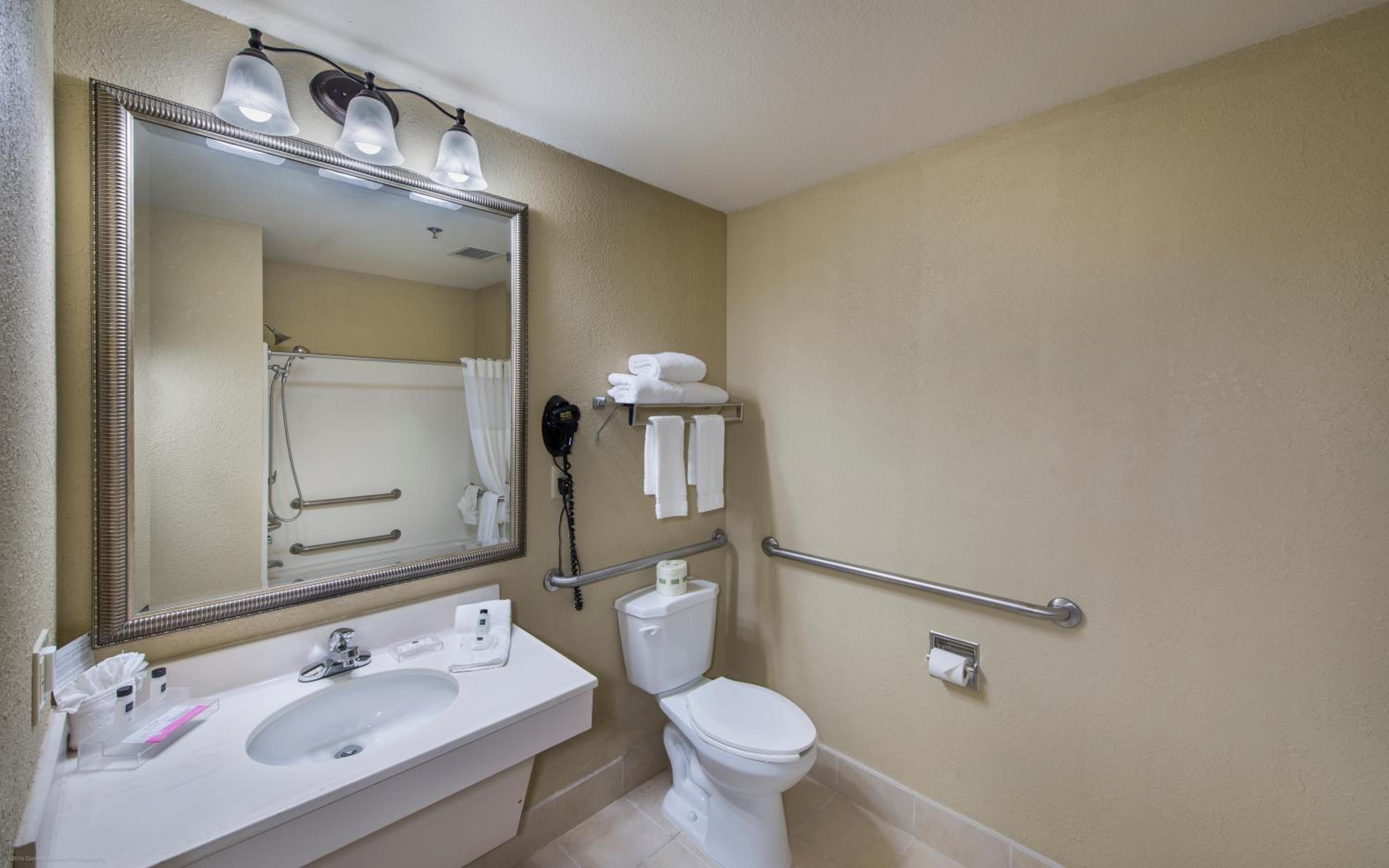 Greeley Vacations - Country Inn  Suites by Radisson, Greeley, CO - Property Image 7