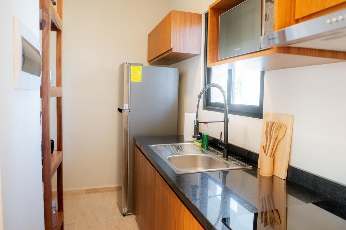 PH 3BR Jacuzzi beach club pass