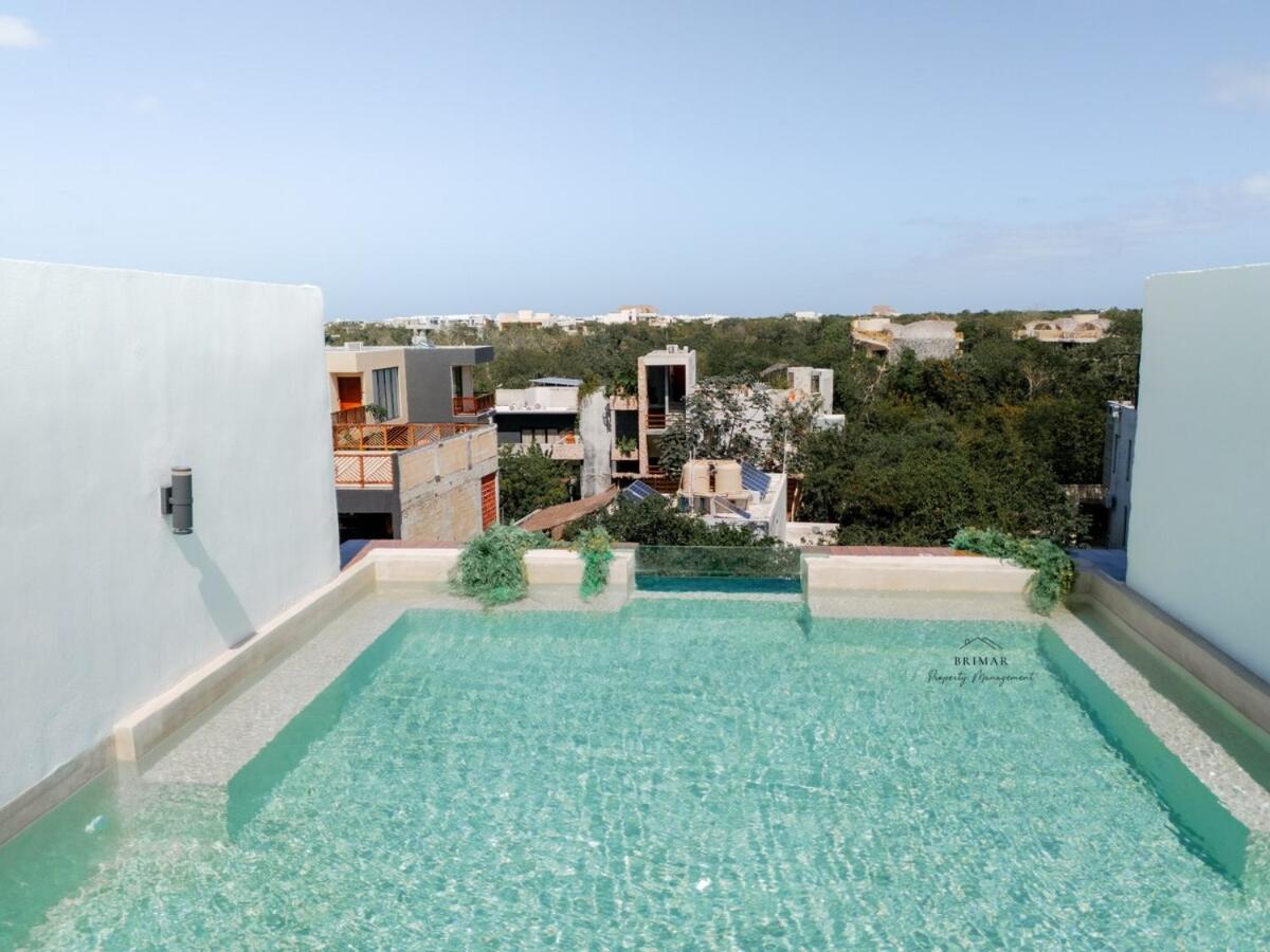 PH 3BR Jacuzzi beach club pass
