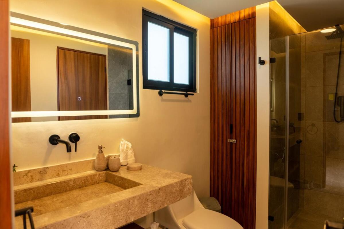 PH 3BR Jacuzzi beach club pass