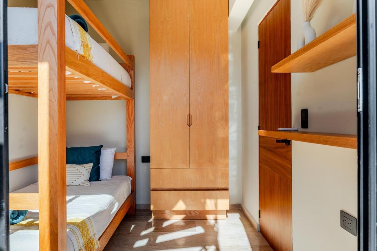 PH 3BR Jacuzzi beach club pass