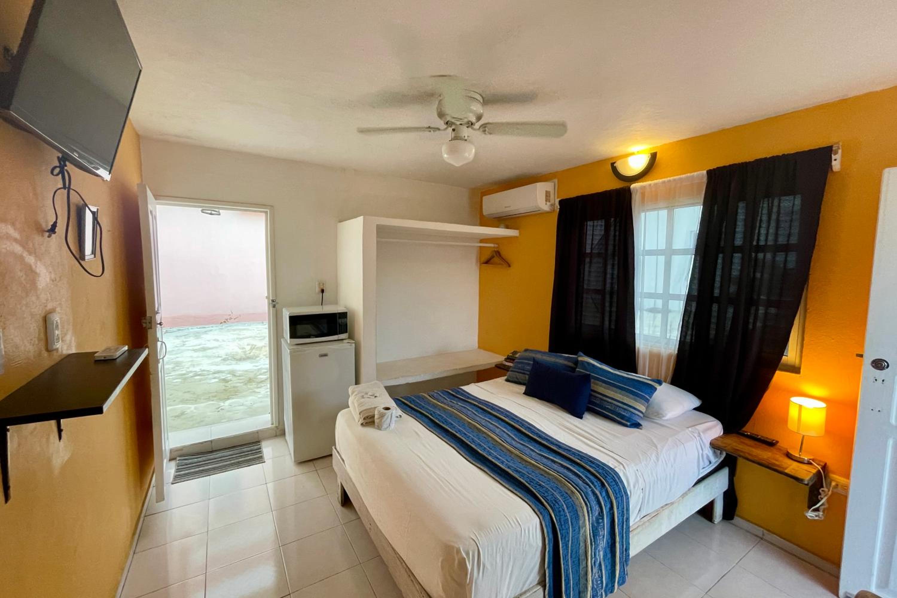 Balcony Studio in Downtown Isla Mujeres