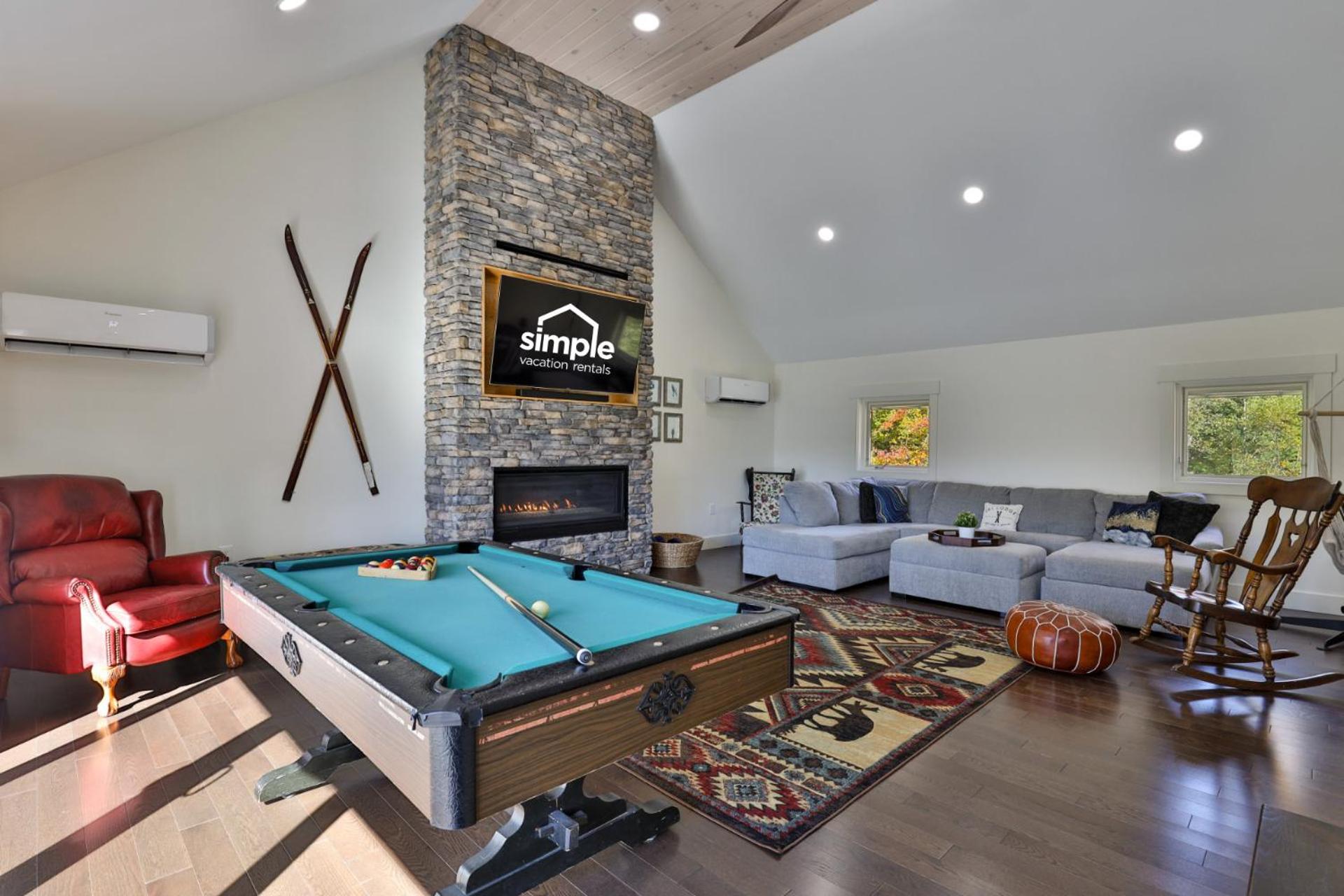 Chalet 91 at Killington - 4BR Luxury Lodge with Hot Tub, Sauna, Pool Table