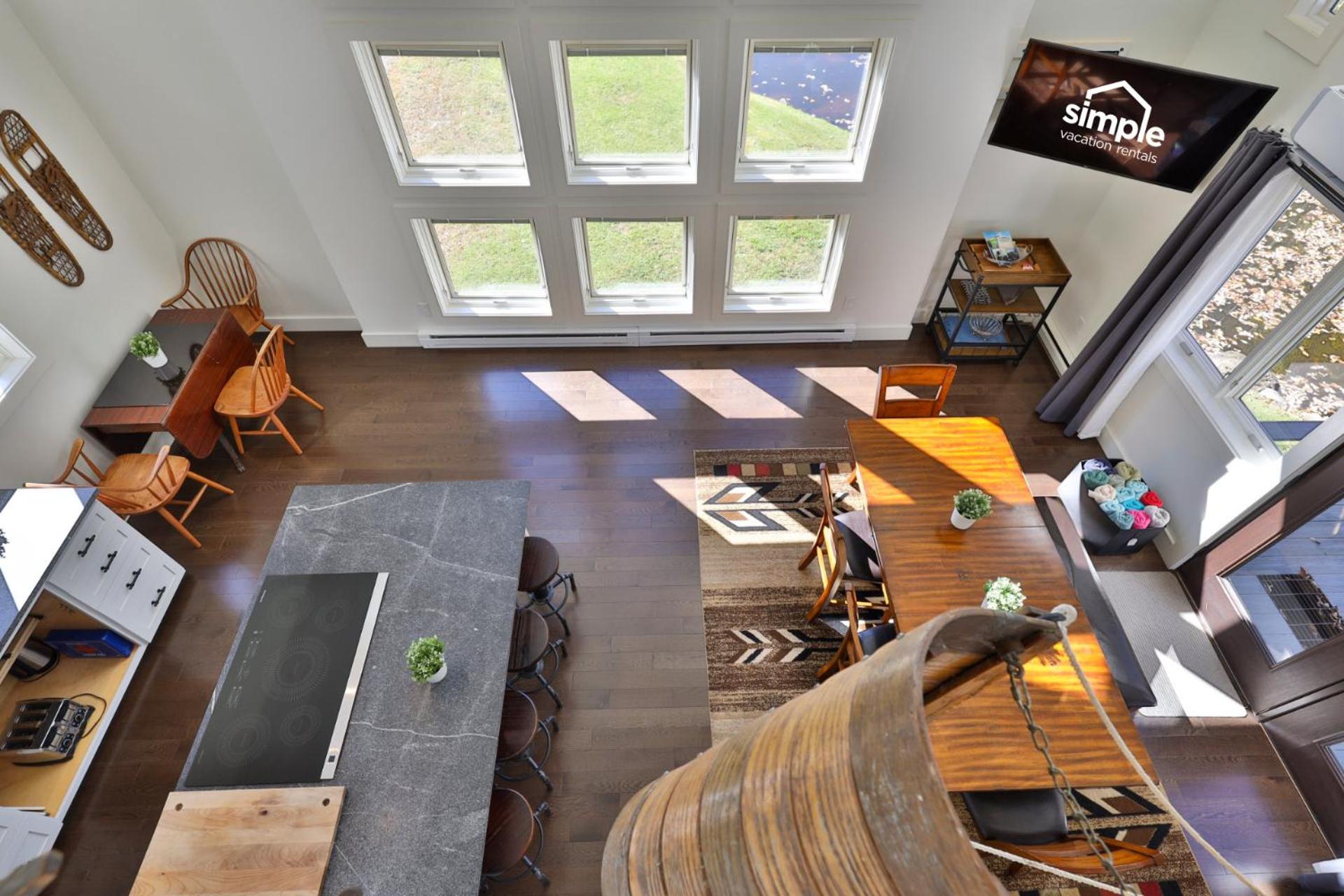 Chalet 91 at Killington - 4BR Luxury Lodge with Hot Tub, Sauna, Pool Table