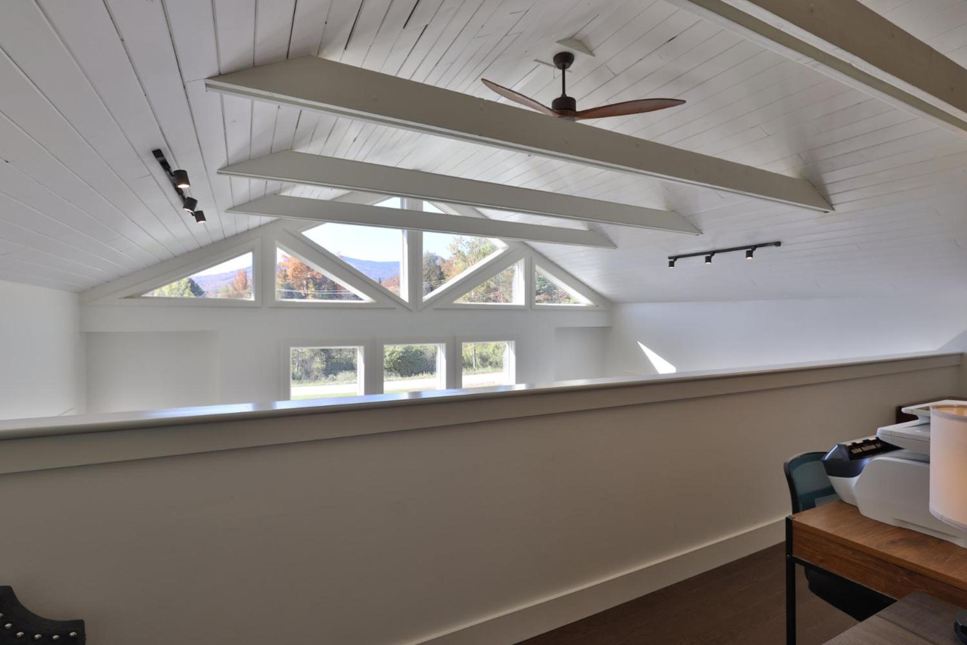 Chalet 91 at Killington - 4BR Luxury Lodge with Hot Tub, Sauna, Pool Table