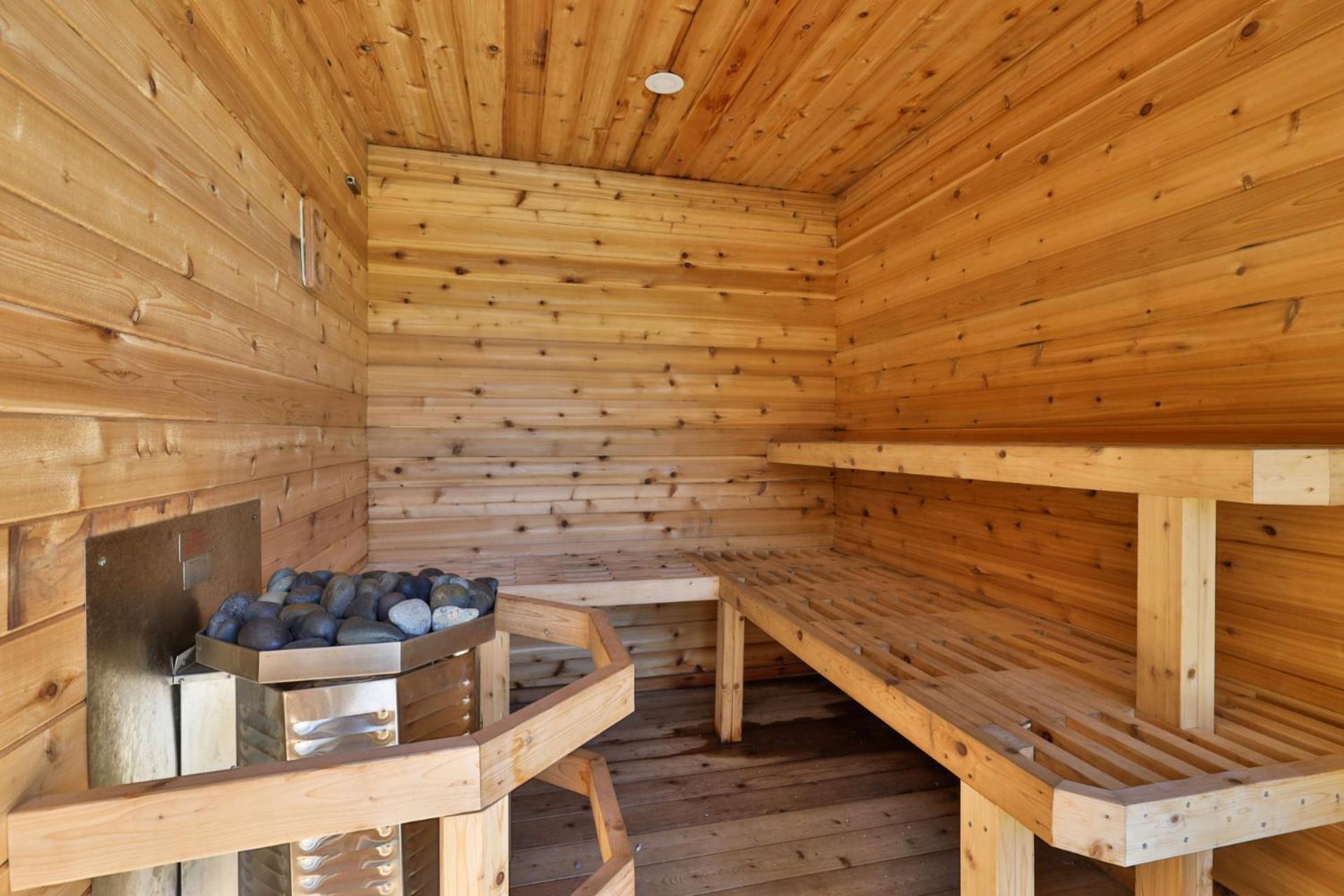 Chalet 91 at Killington - 4BR Luxury Lodge with Hot Tub, Sauna, Pool Table