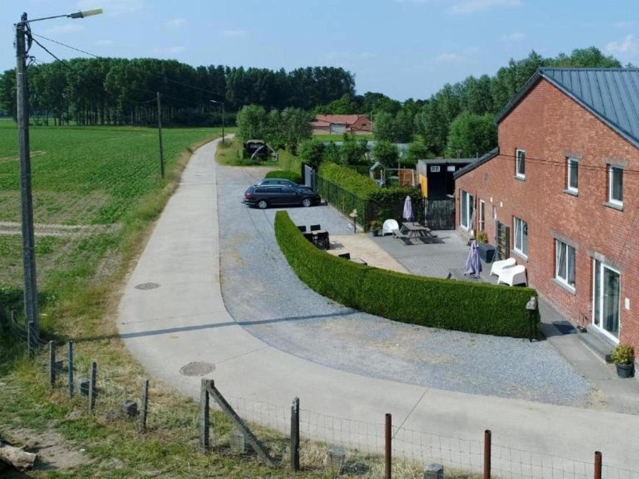 Apartment with a view of alpacas