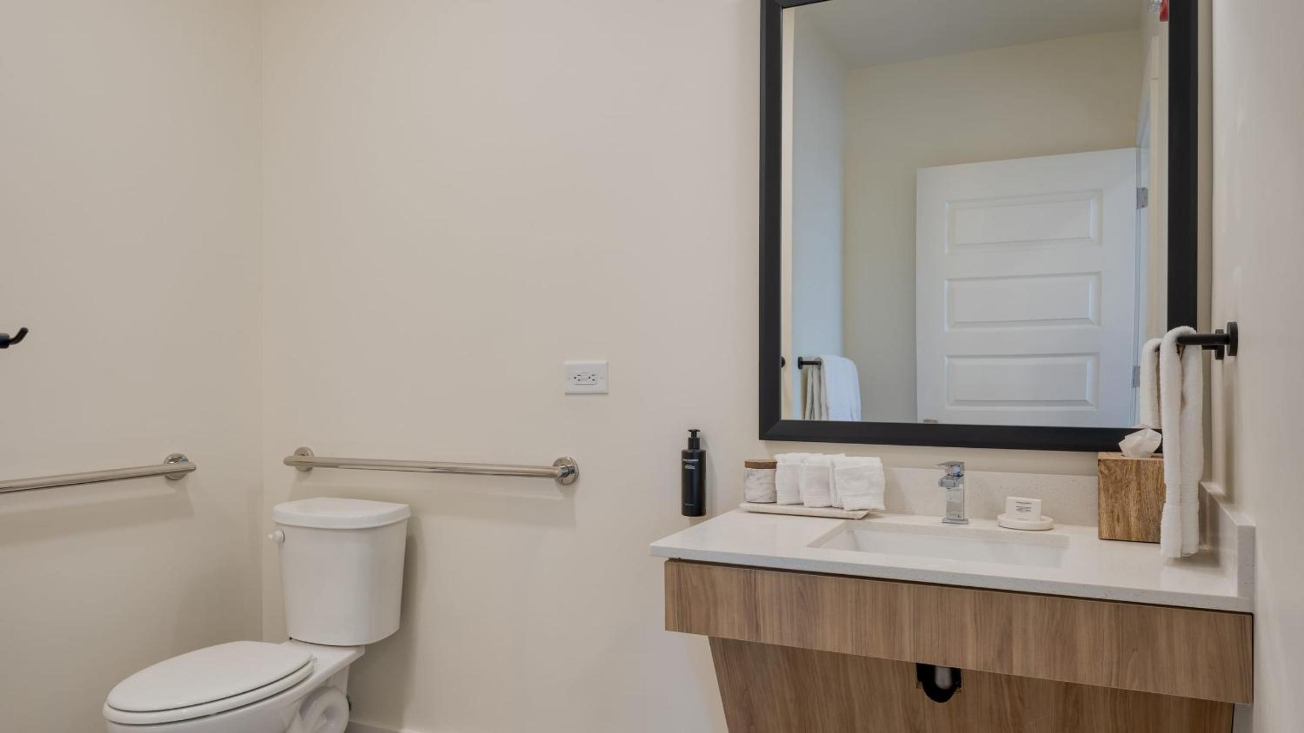 The Gilmore, an AvantStay Hotel