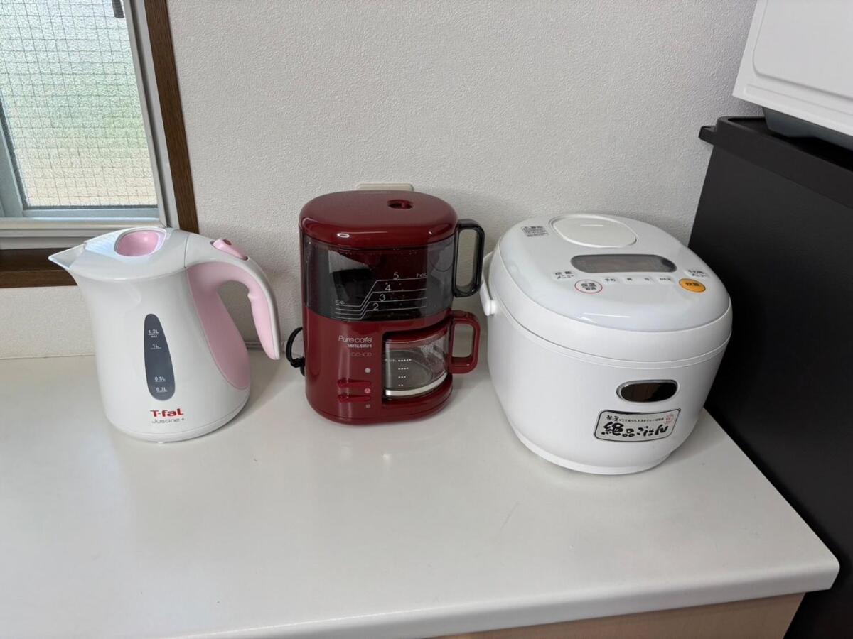 Shibuya Ward, 3 bedrooms, 15 minutes to Shinjuku Station by foot and subway 貸切一軒家9名様 新宿駅から4分の幡ヶ谷駅徒歩11分 渋谷駅直通バス停徒歩1分 ピアノと防音室有