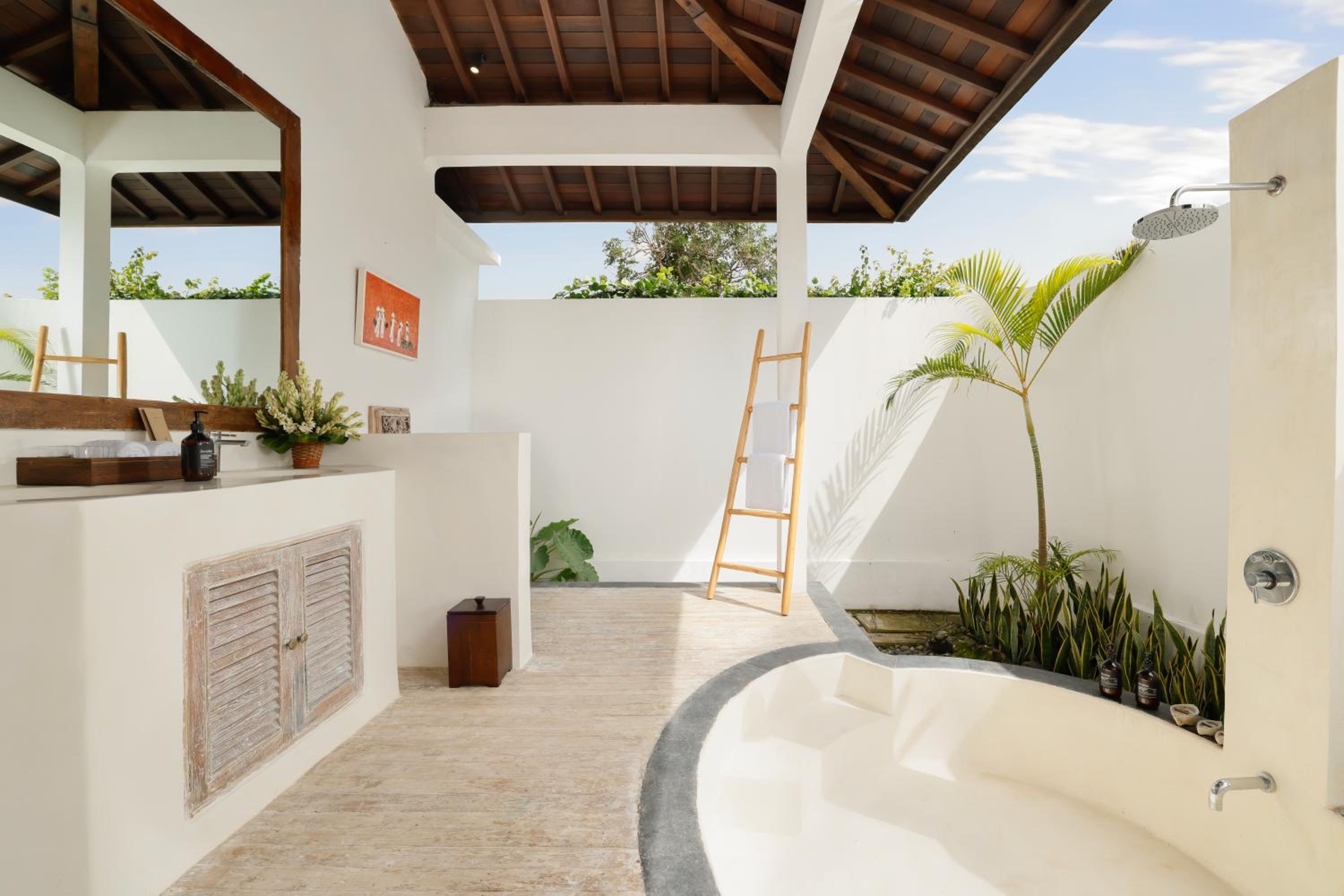 Villa Tropical Svasti by Nakula