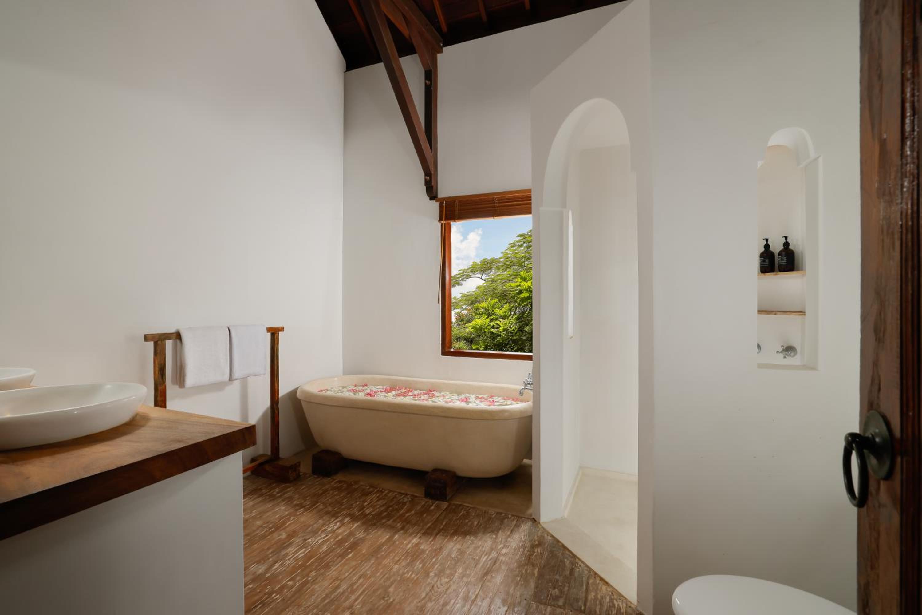 Villa Tropical Svasti by Nakula