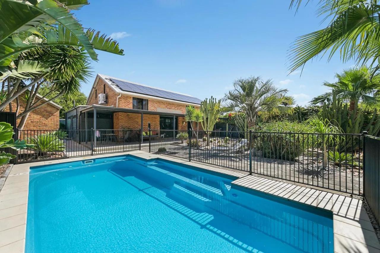 Palm Springs Retreat Hunter Valley