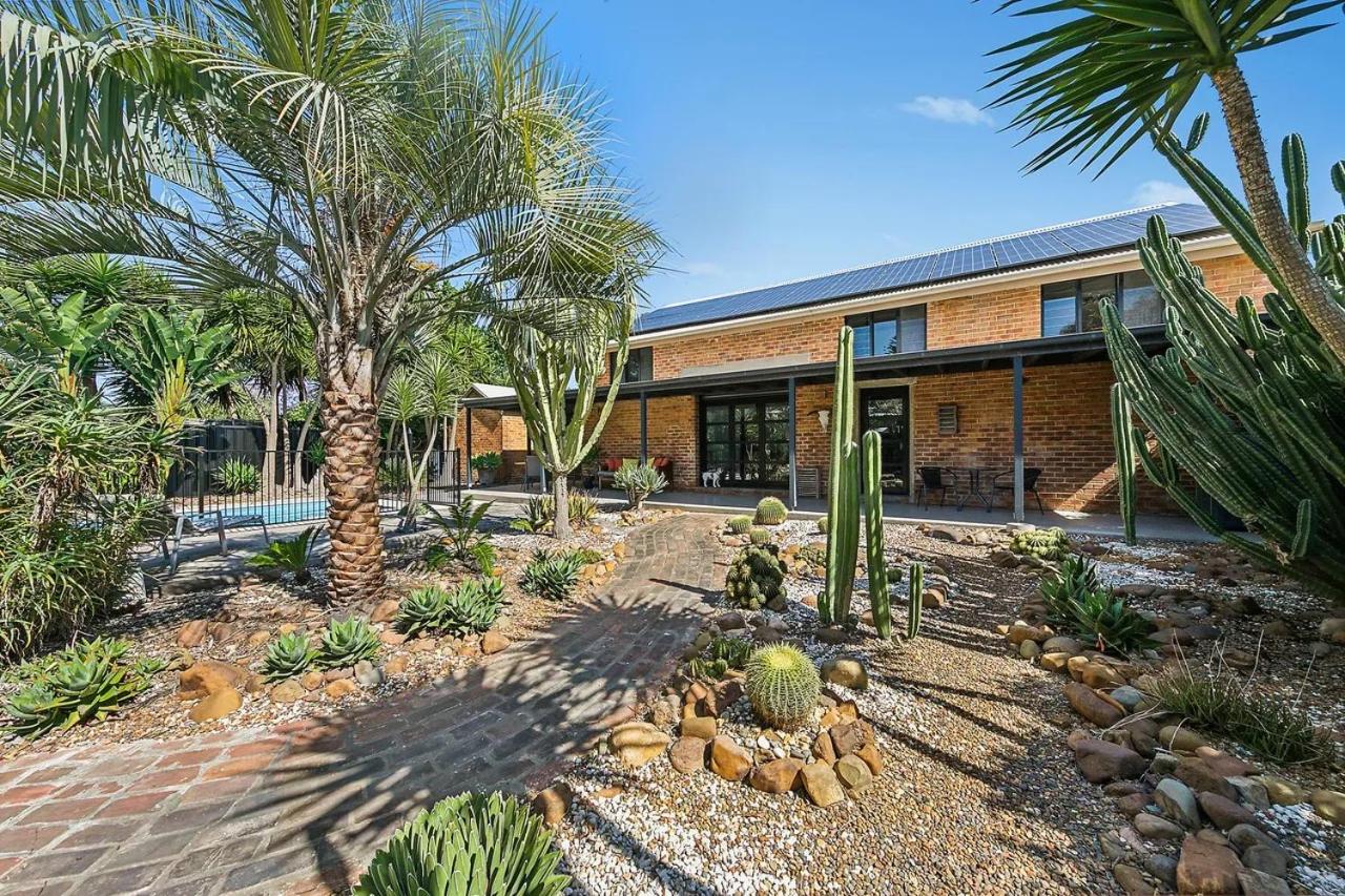 Palm Springs Retreat Hunter Valley