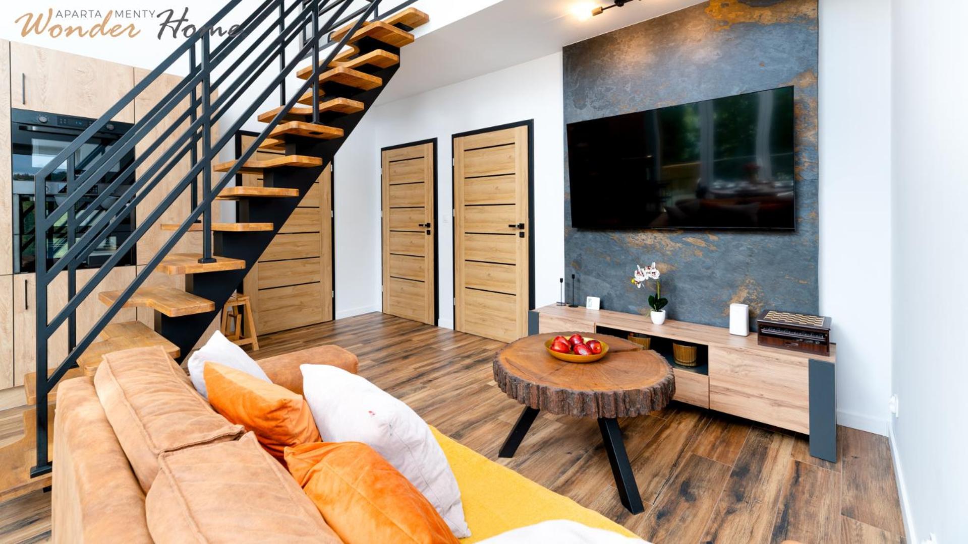 Wonder Home - Domki Hillside tuż przy stoku narciarskim - na terenie kompleksu plac zabaw i zewnętrzna siłownia, sklep, parking