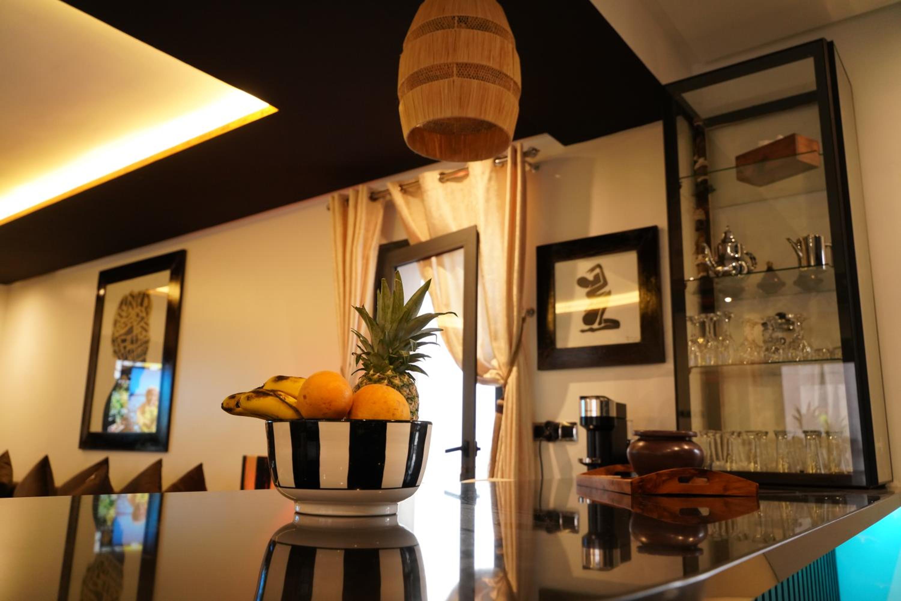 Design Art Gallery Apartment Marrakech swimming pool on the Roof