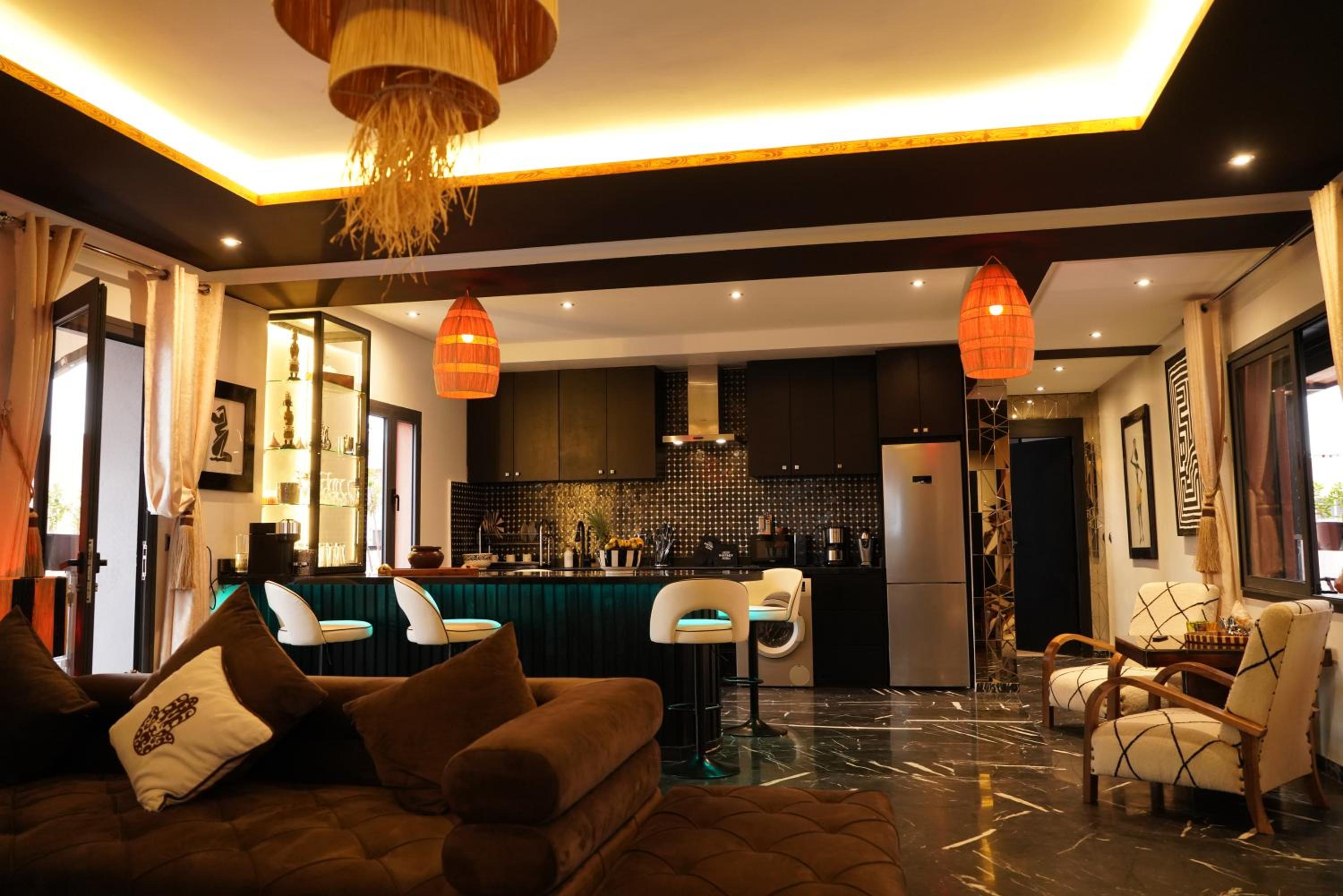 Design Art Gallery Apartment Marrakech swimming pool on the Roof