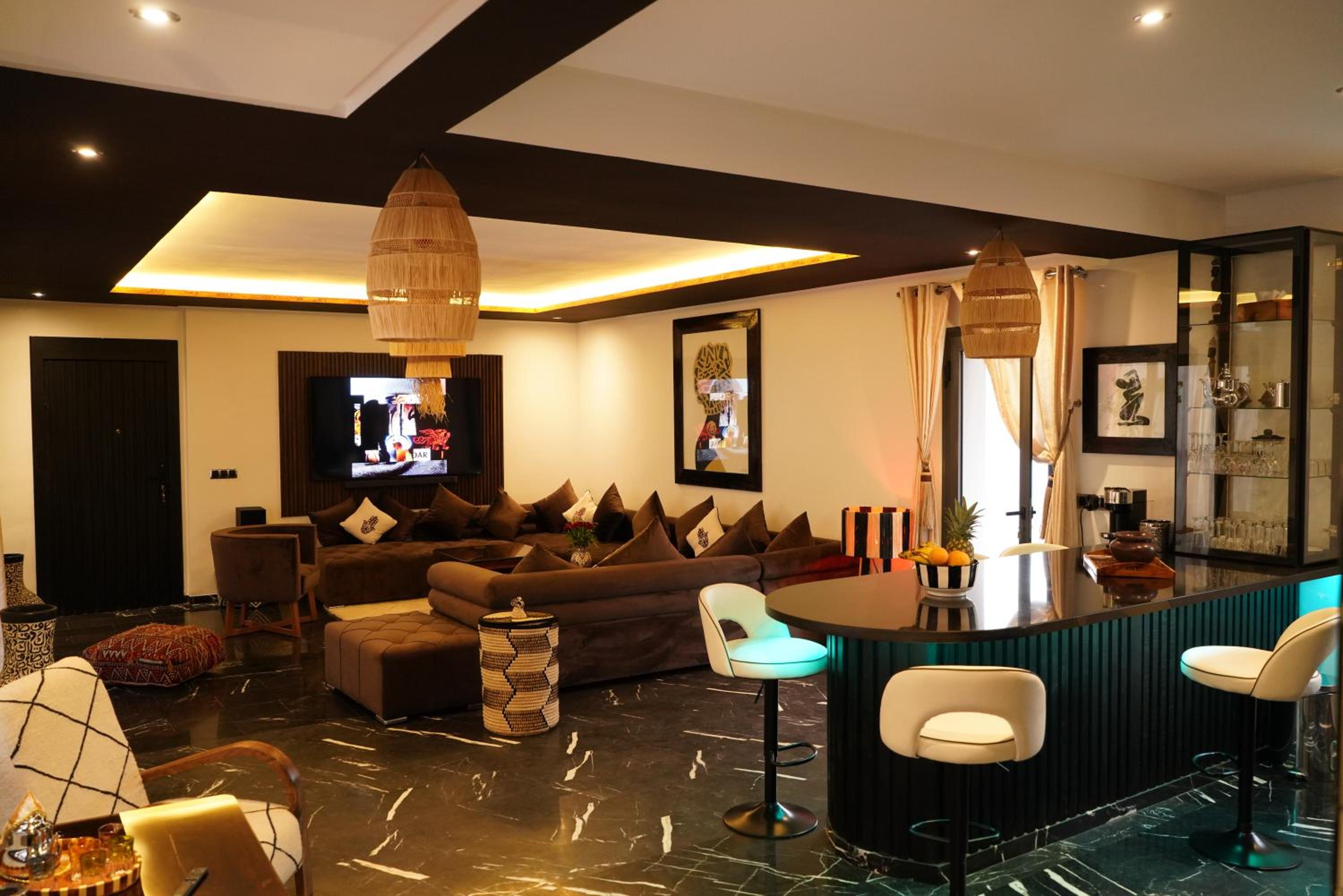 Design Art Gallery Apartment Marrakech swimming pool on the Roof