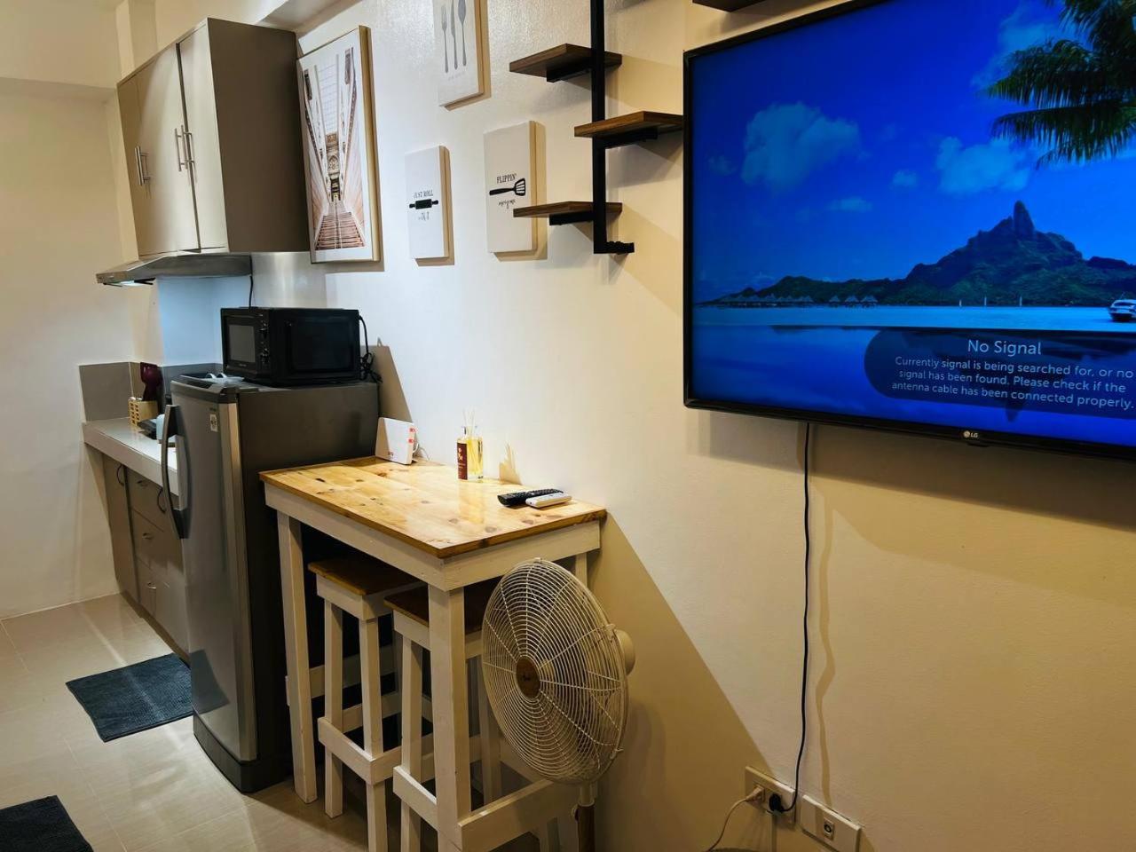 Paris Theme Near Trinoma SM North LRT Roosevelt SNR Congressional Free Netflix Fast Internet