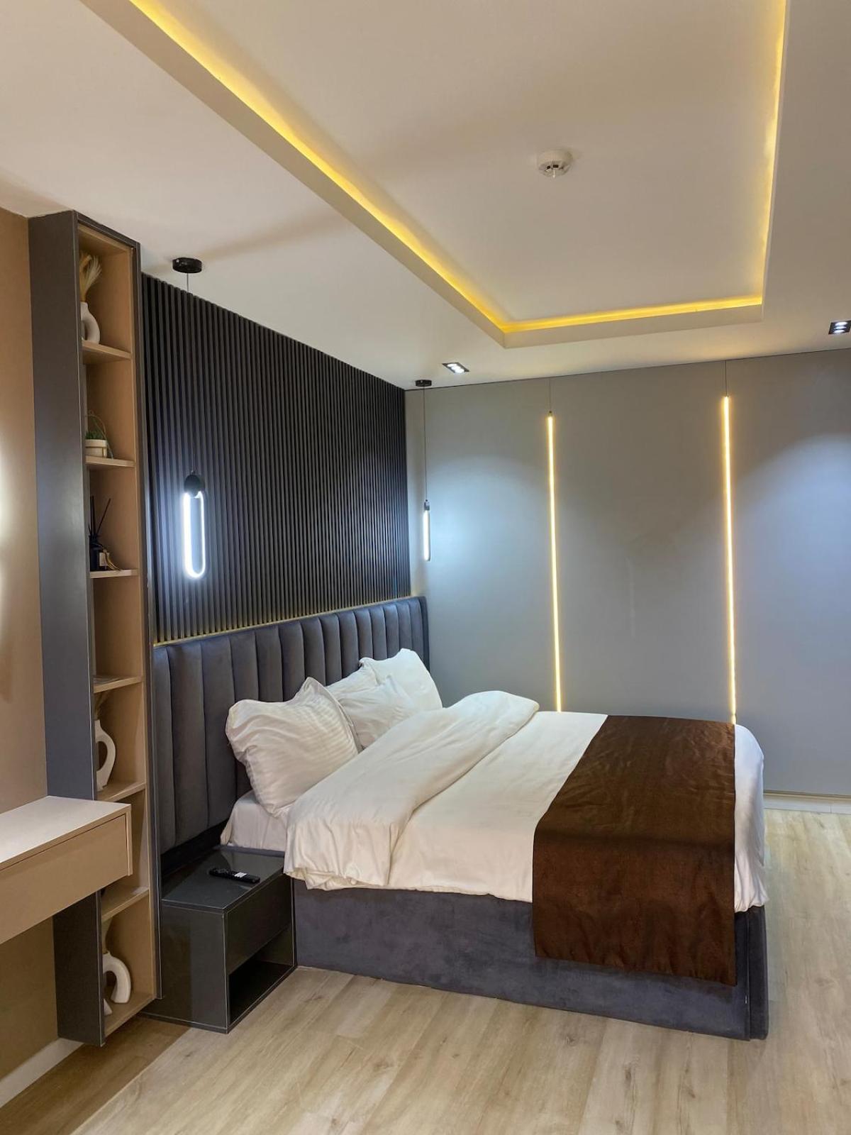 Sapphire Suite