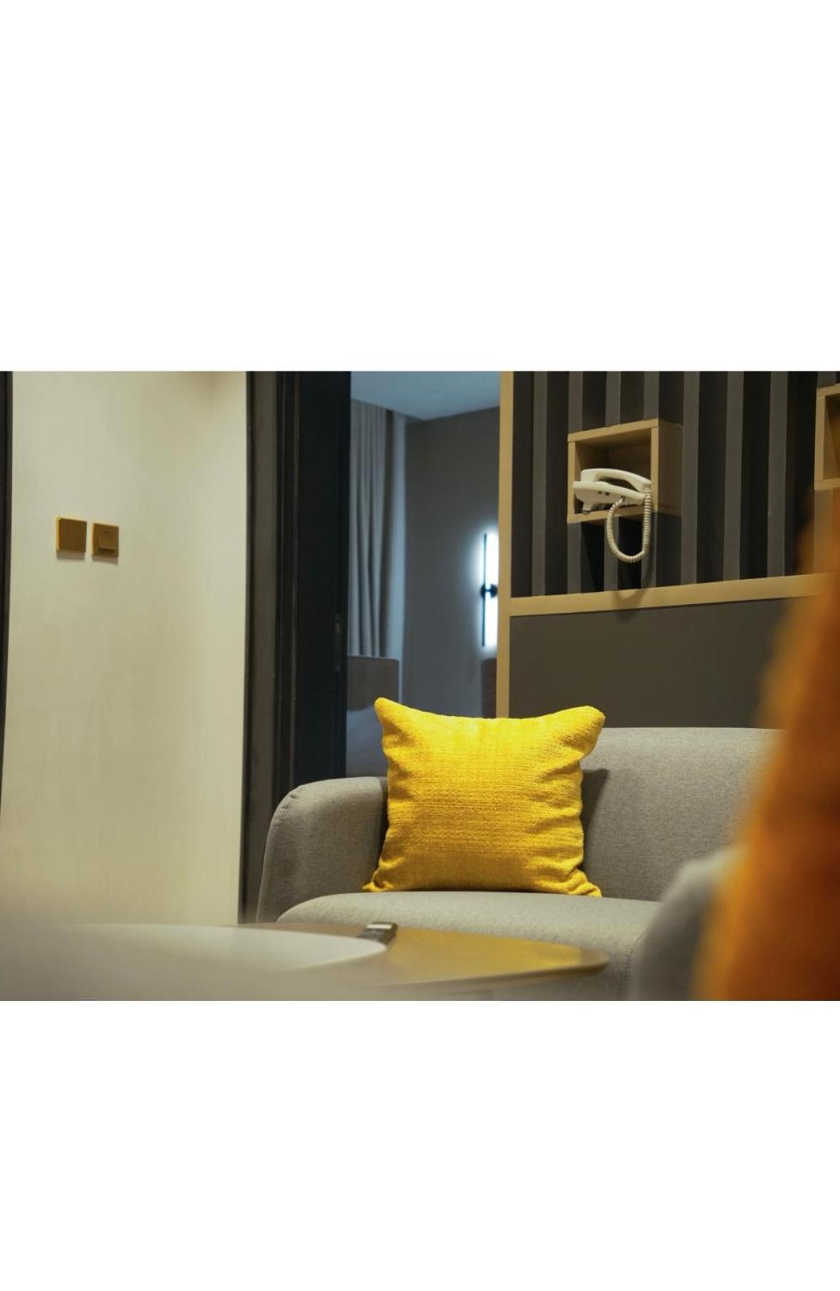 Sapphire Suite