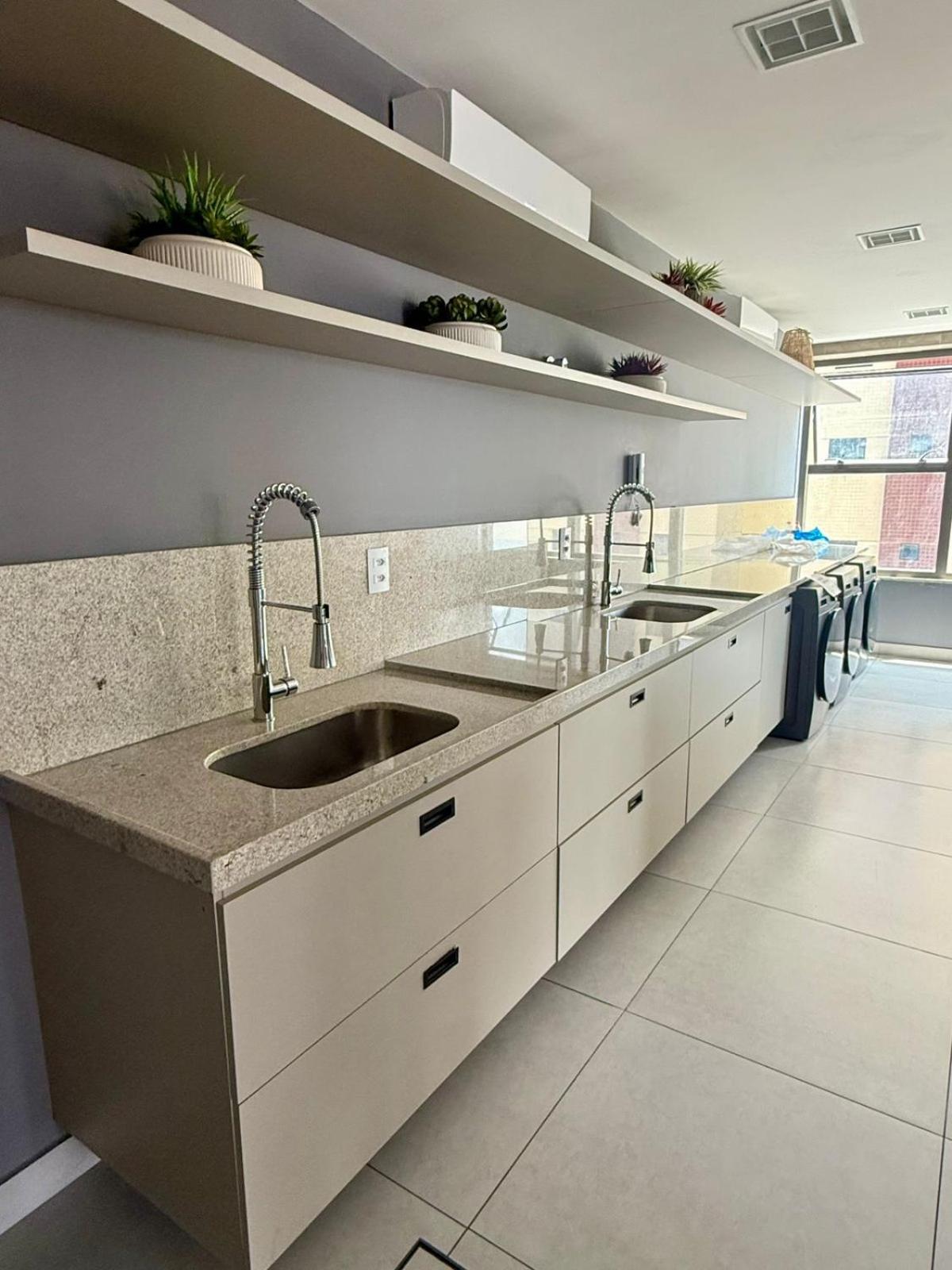 Simple Suites Manaira