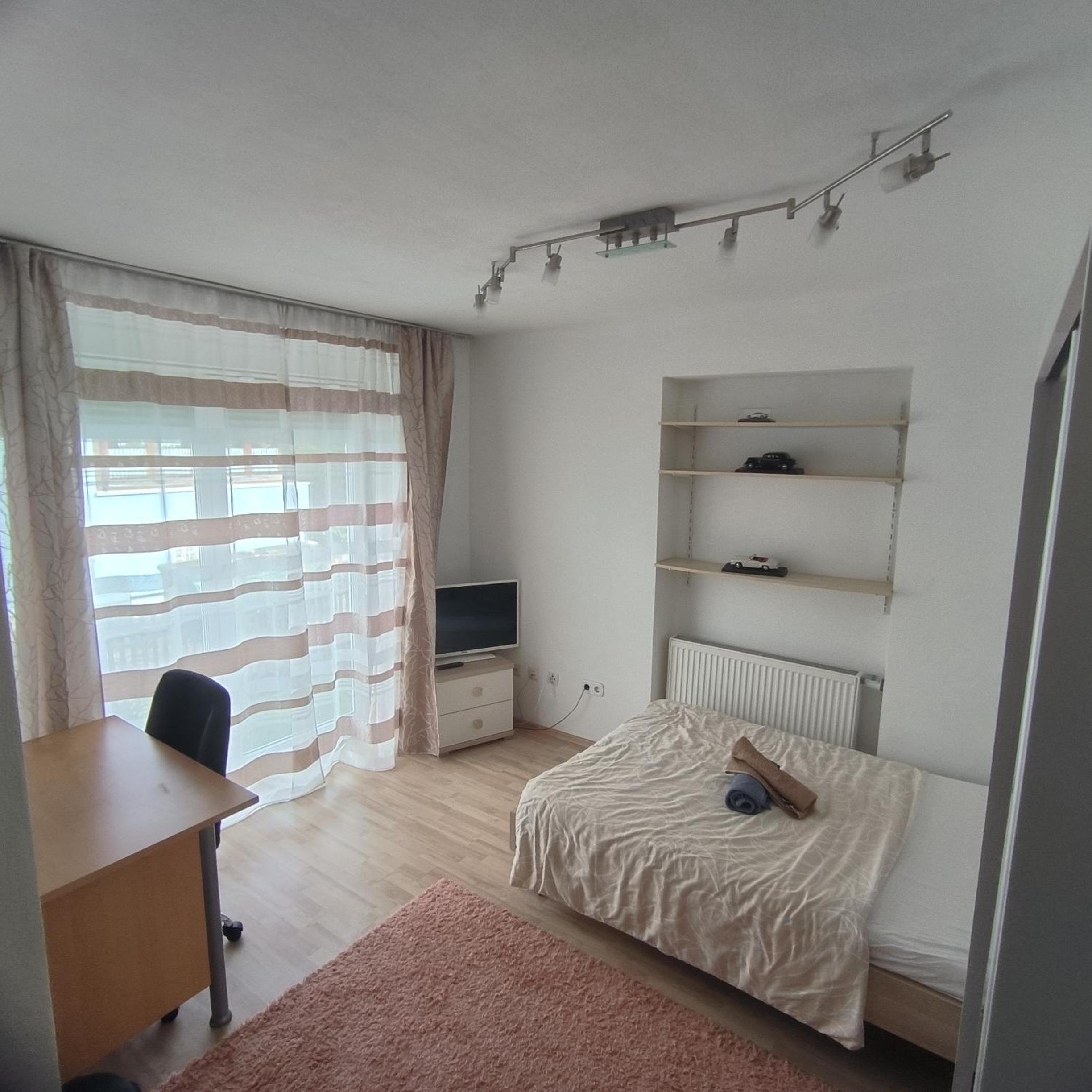 Bahnhofs-und Zentrumsnahe schöne 2-Zimmer Wohnung