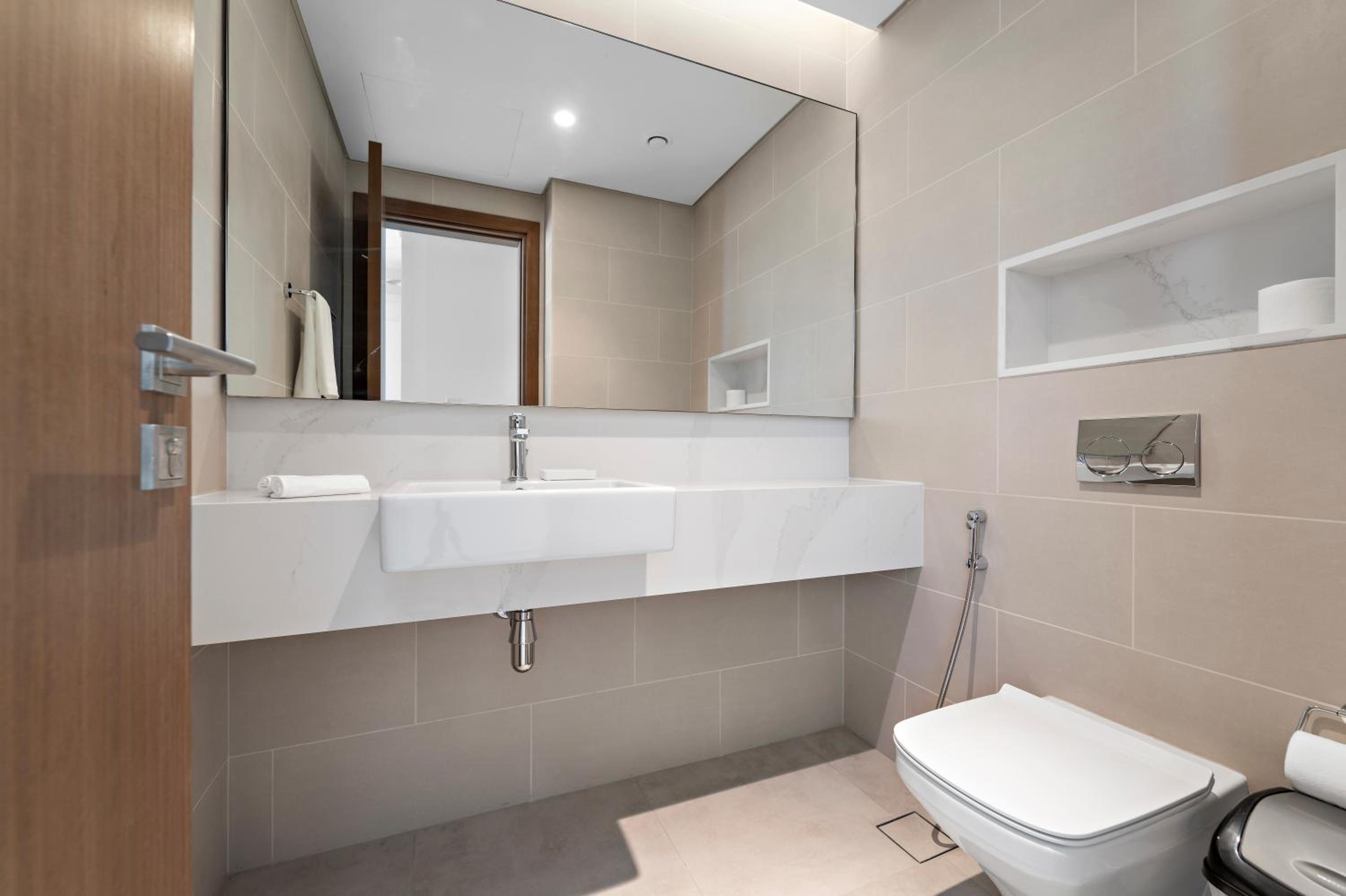 2BR with M CF7B Pet Friendly Stay
