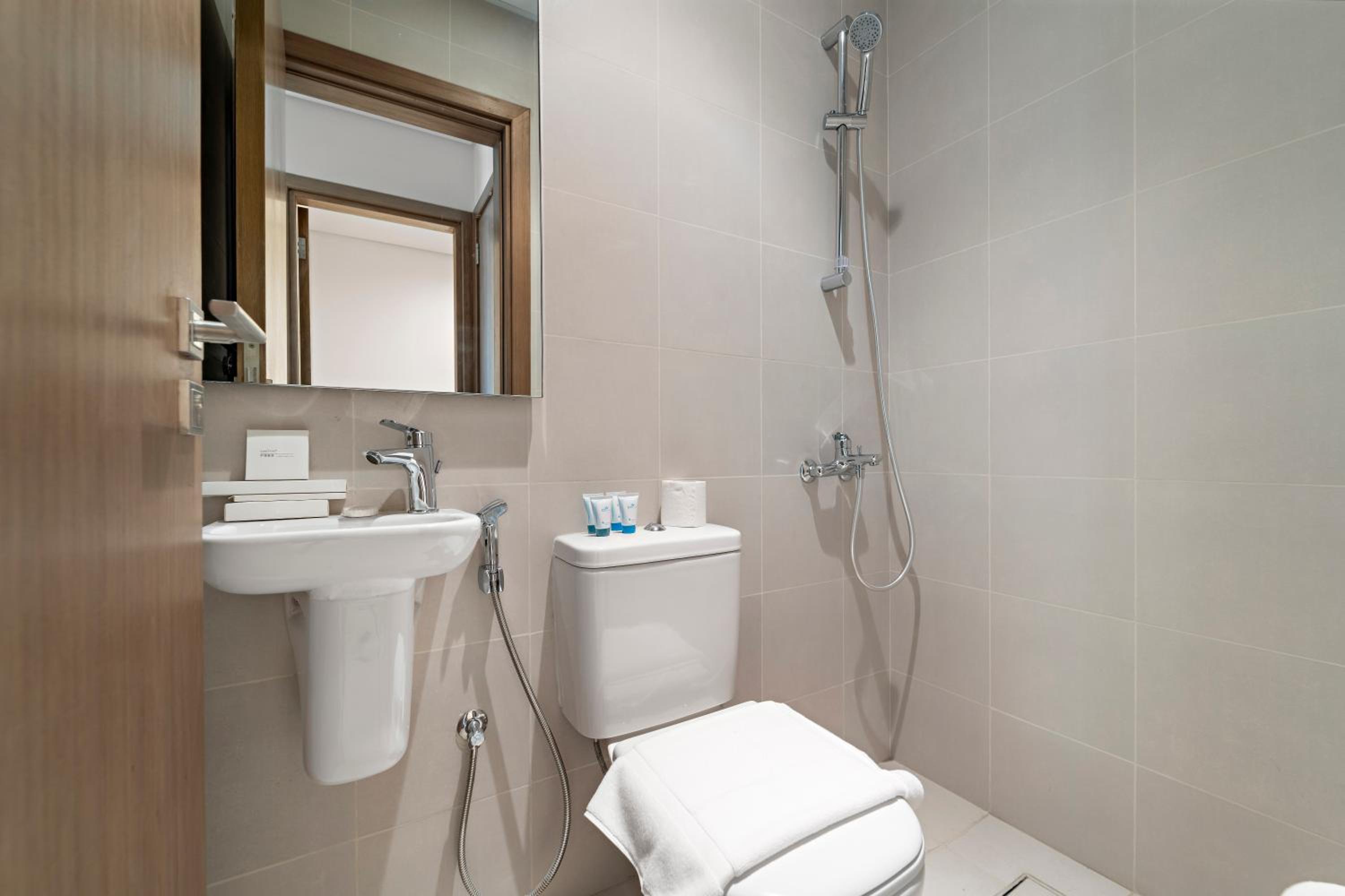 2BR with M CF7B Pet Friendly Stay