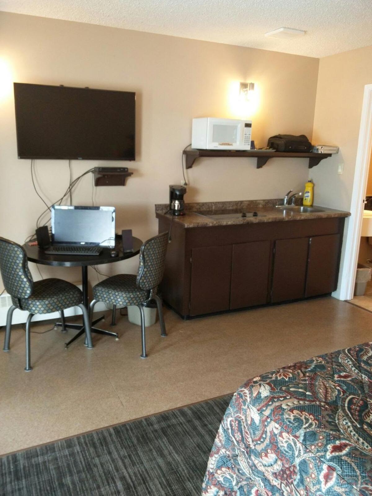 Alaskan Motel