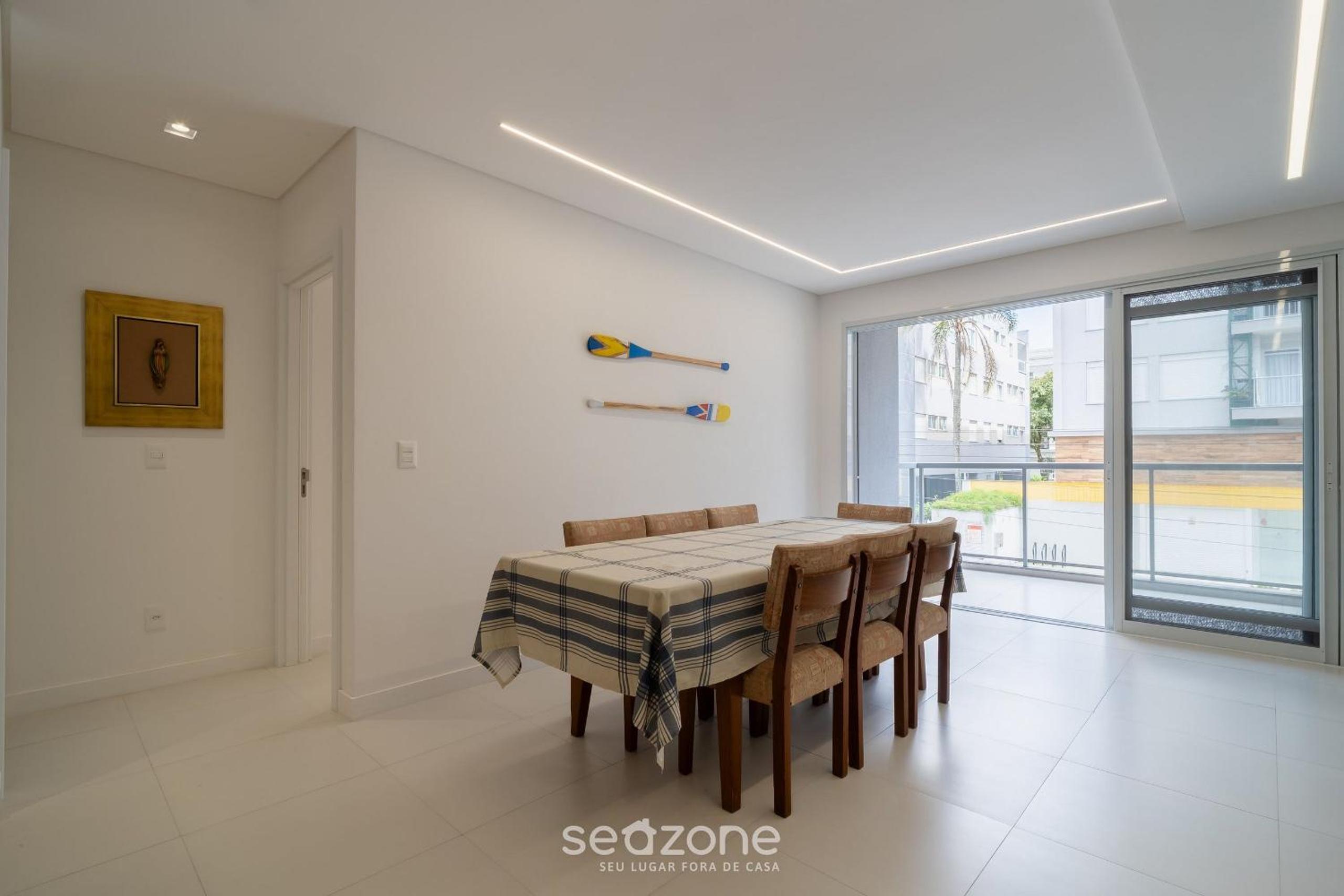 Apt w/ balcony and grill 220m from the Sea CAR0201