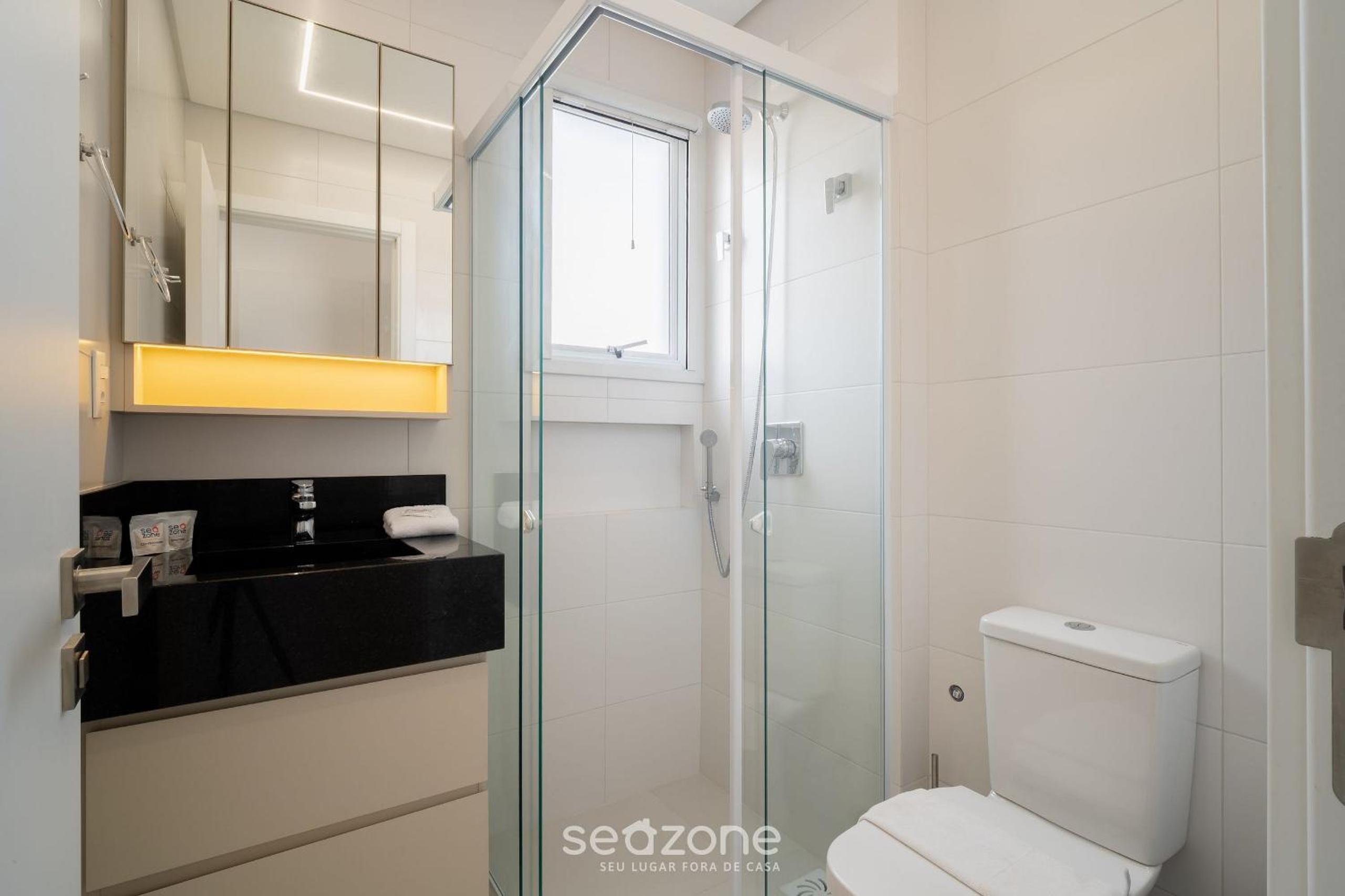 Apt w/ balcony and grill 220m from the Sea CAR0201