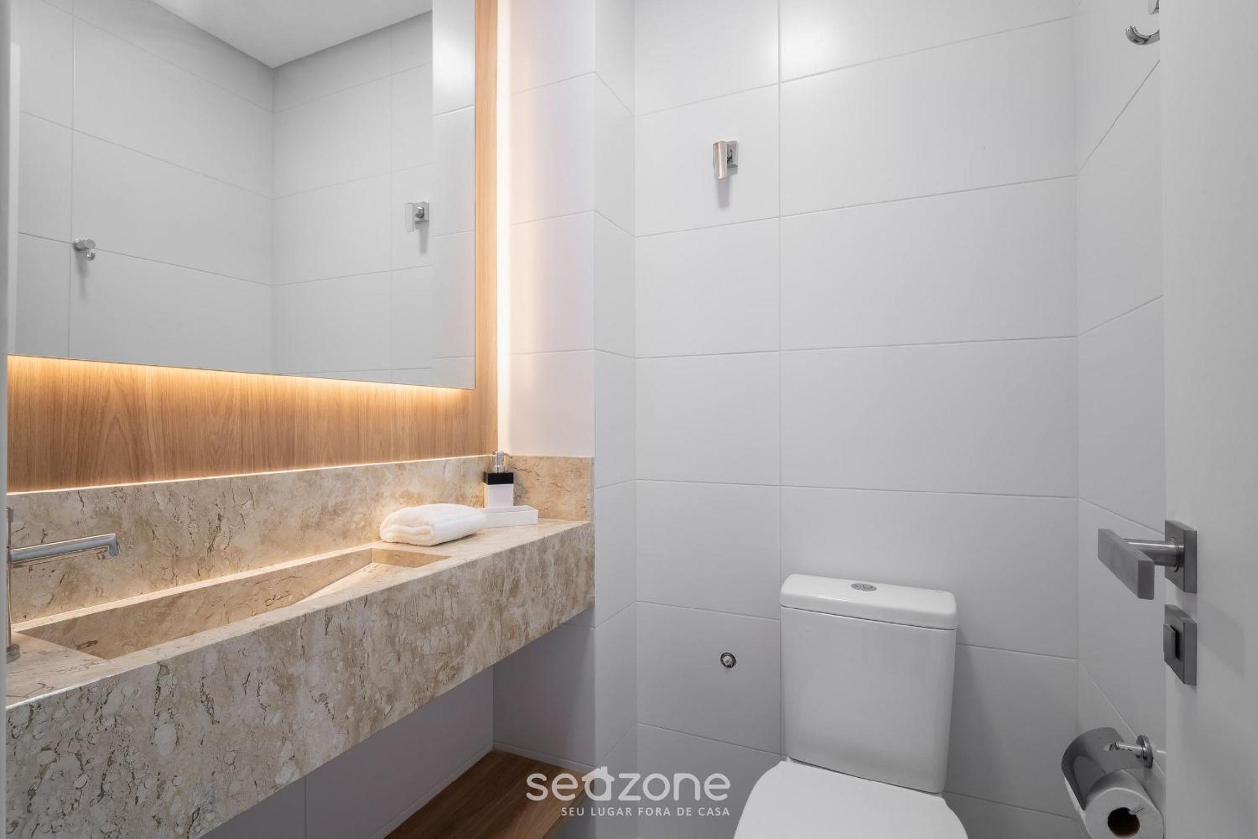 Apt w/ balcony and grill 220m from the Sea CAR0201