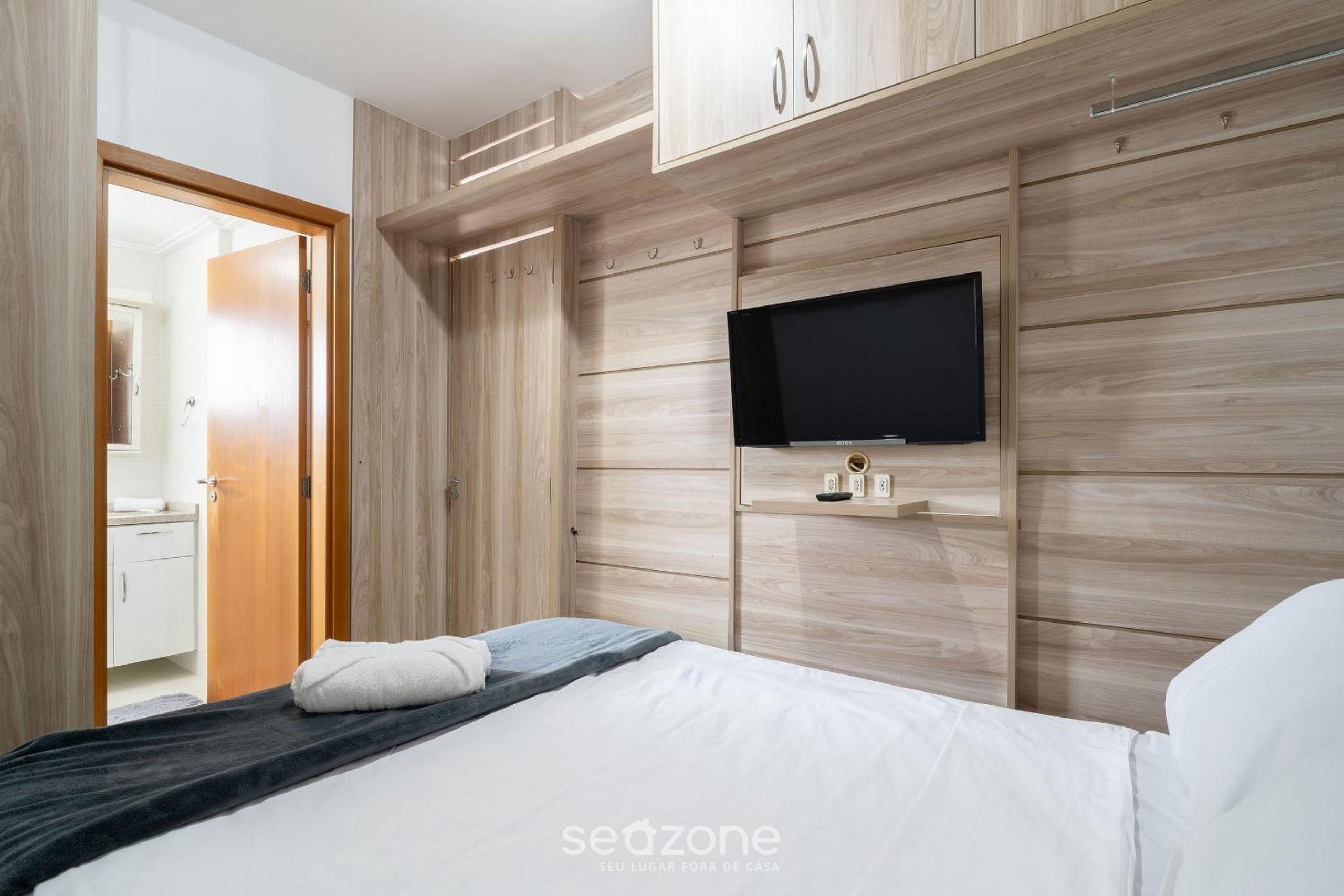 1-bedroom apartment 850 m from MASC - CFE0503