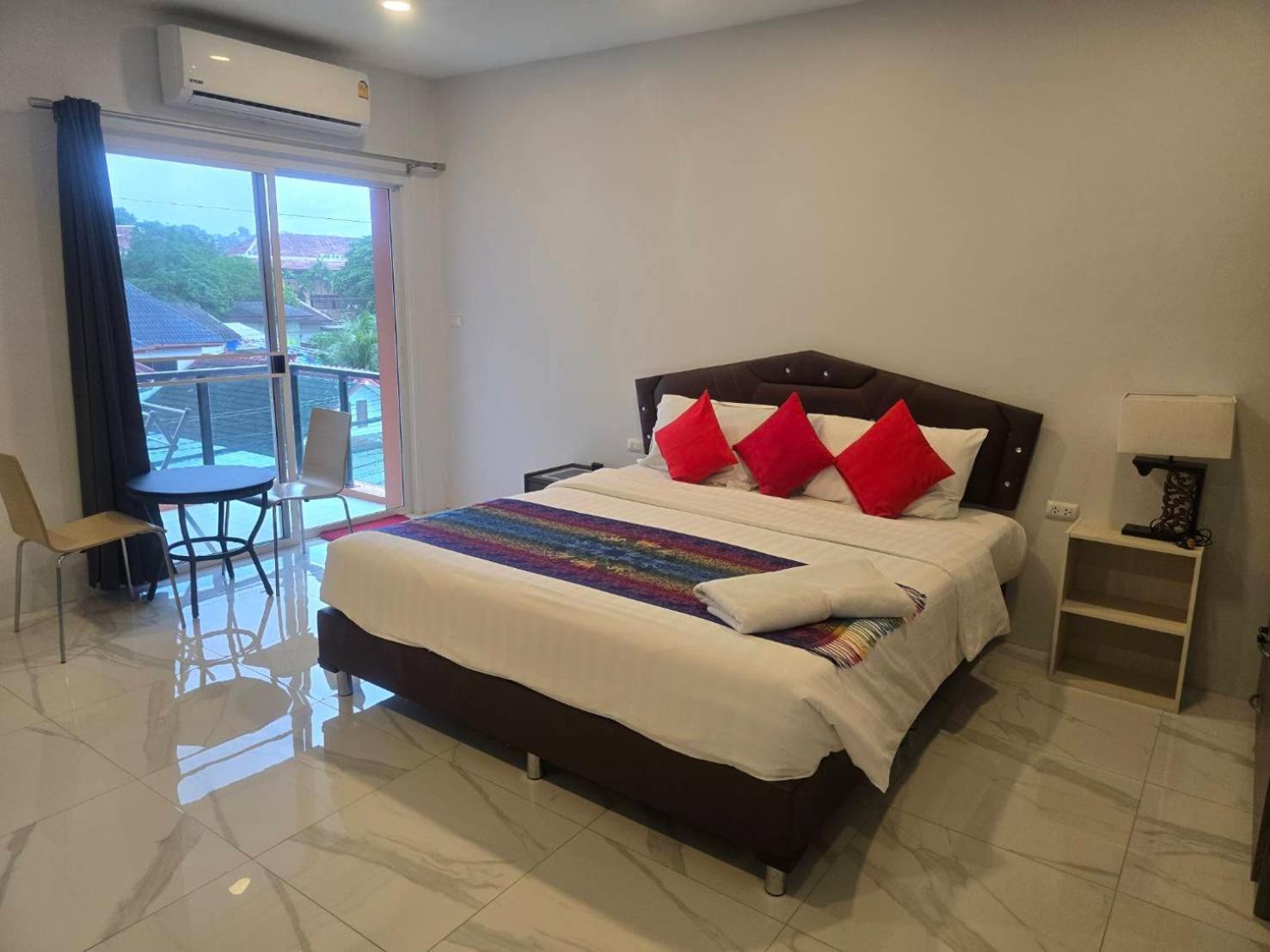 PR ROOM FOR RENT