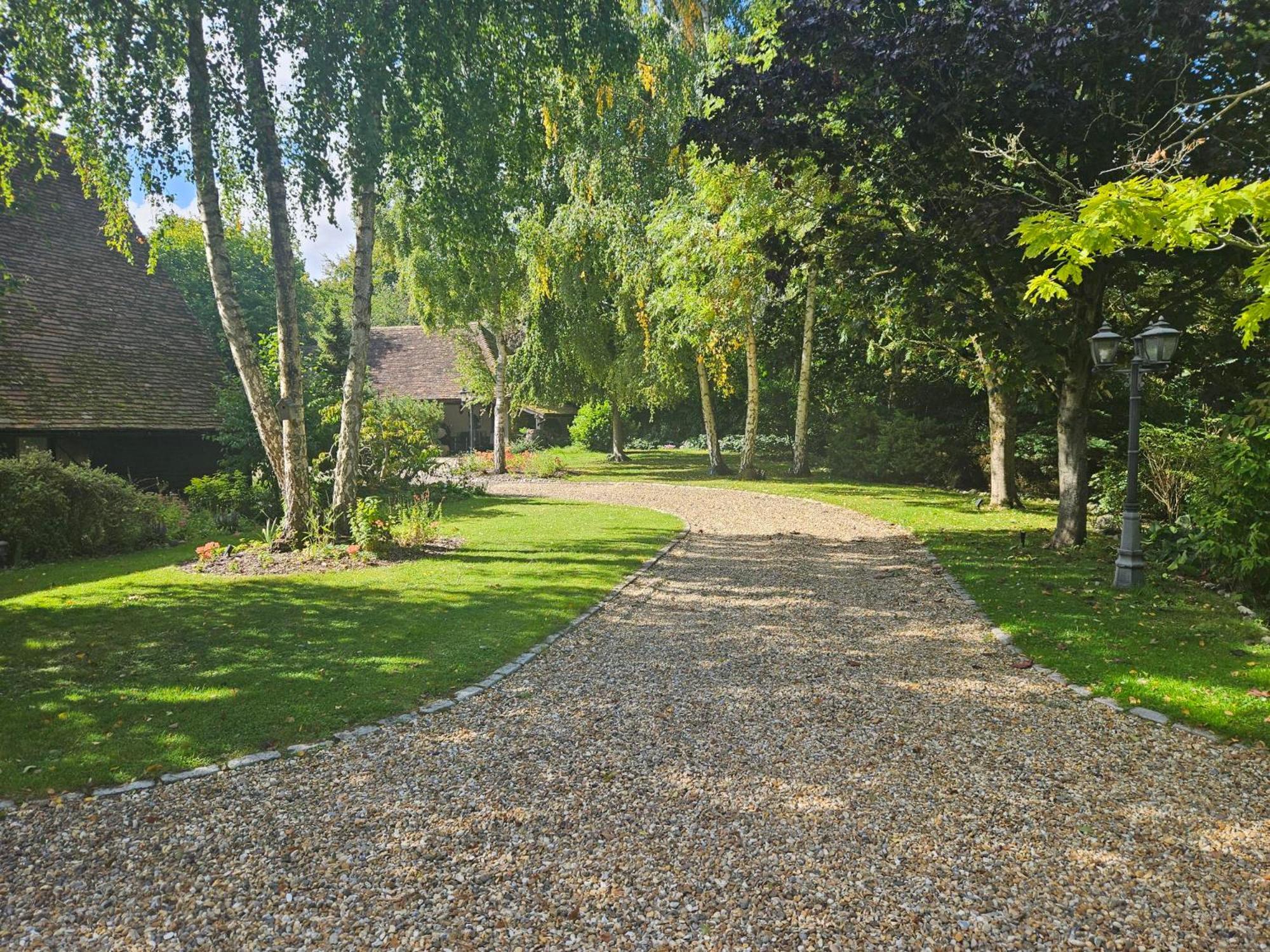 Plum Pudding Barn