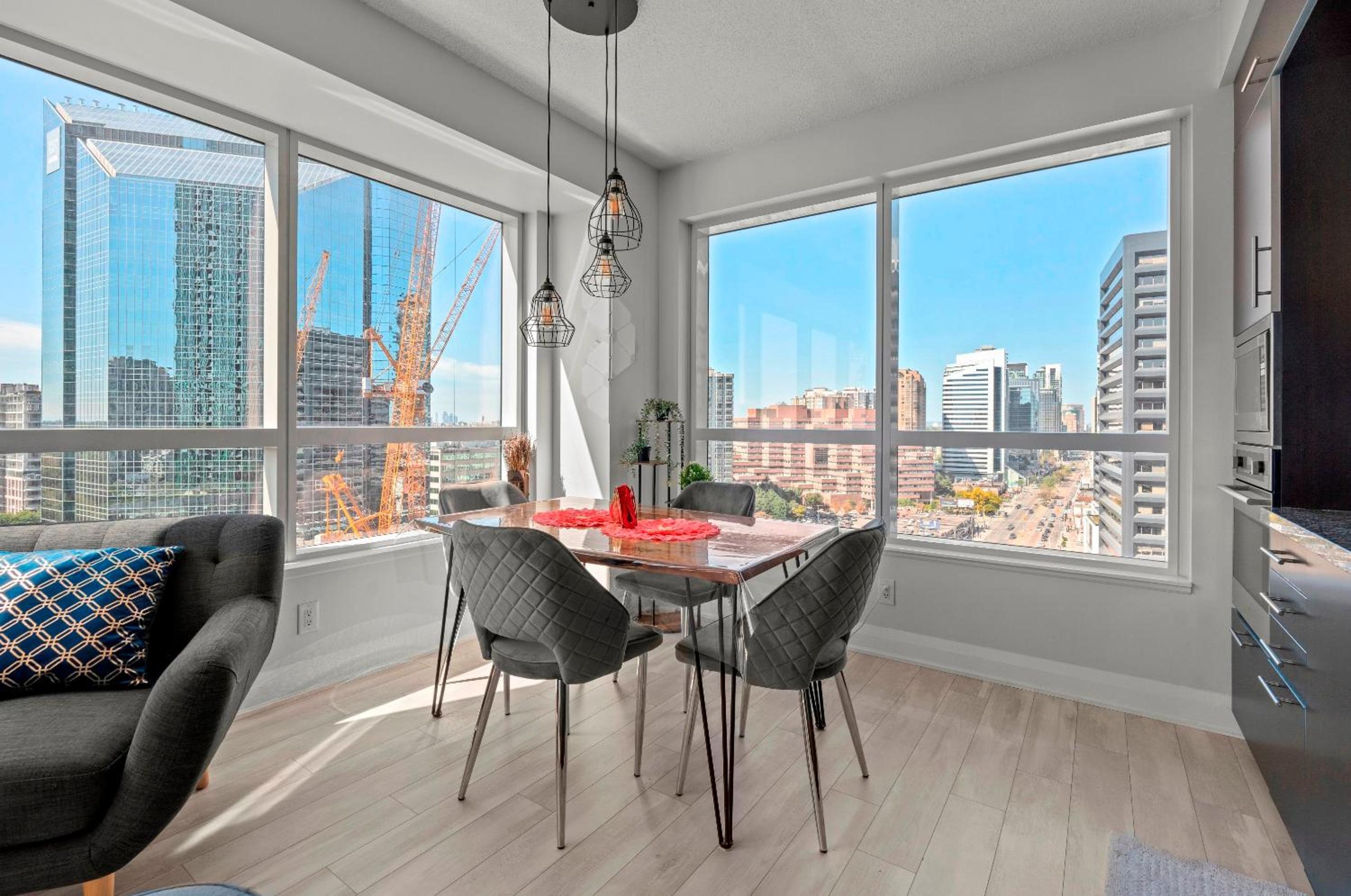 Panoramic 2 Bedroom 2 Bathroom Condo Sheppard Metro North York Toronto