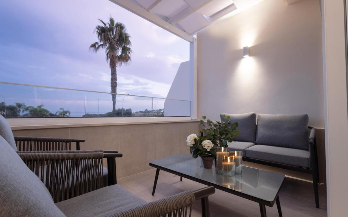 Luxury Marina Beach Stay