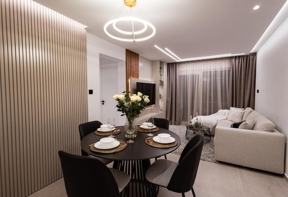 Luxury Marina Beach Stay