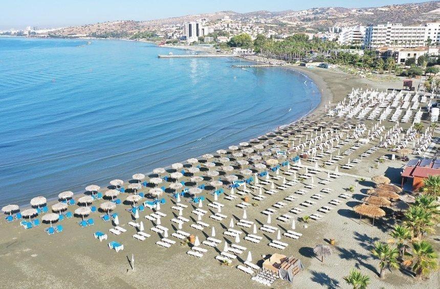 Luxury Marina Beach Stay