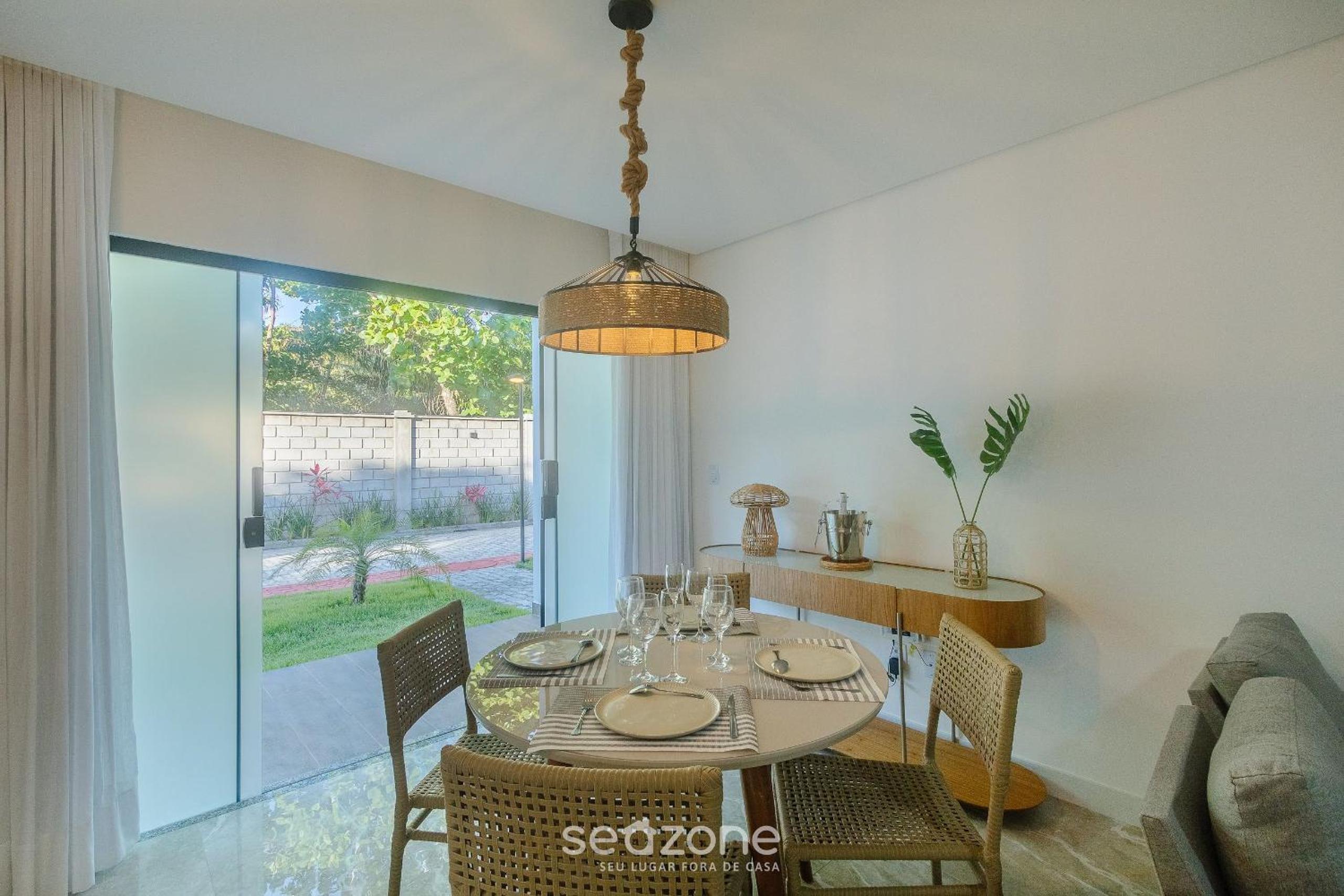 Full stay with pool just 350m from the beach in Porto Seguro | PRY
