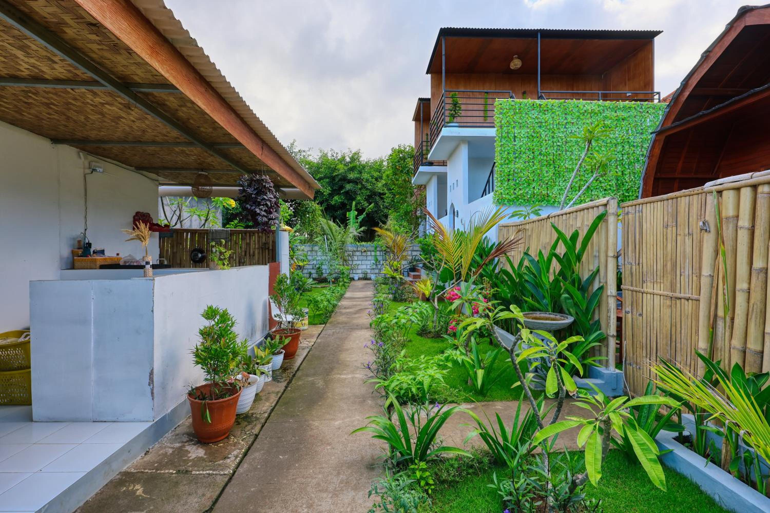 Rostin Mesari Villa