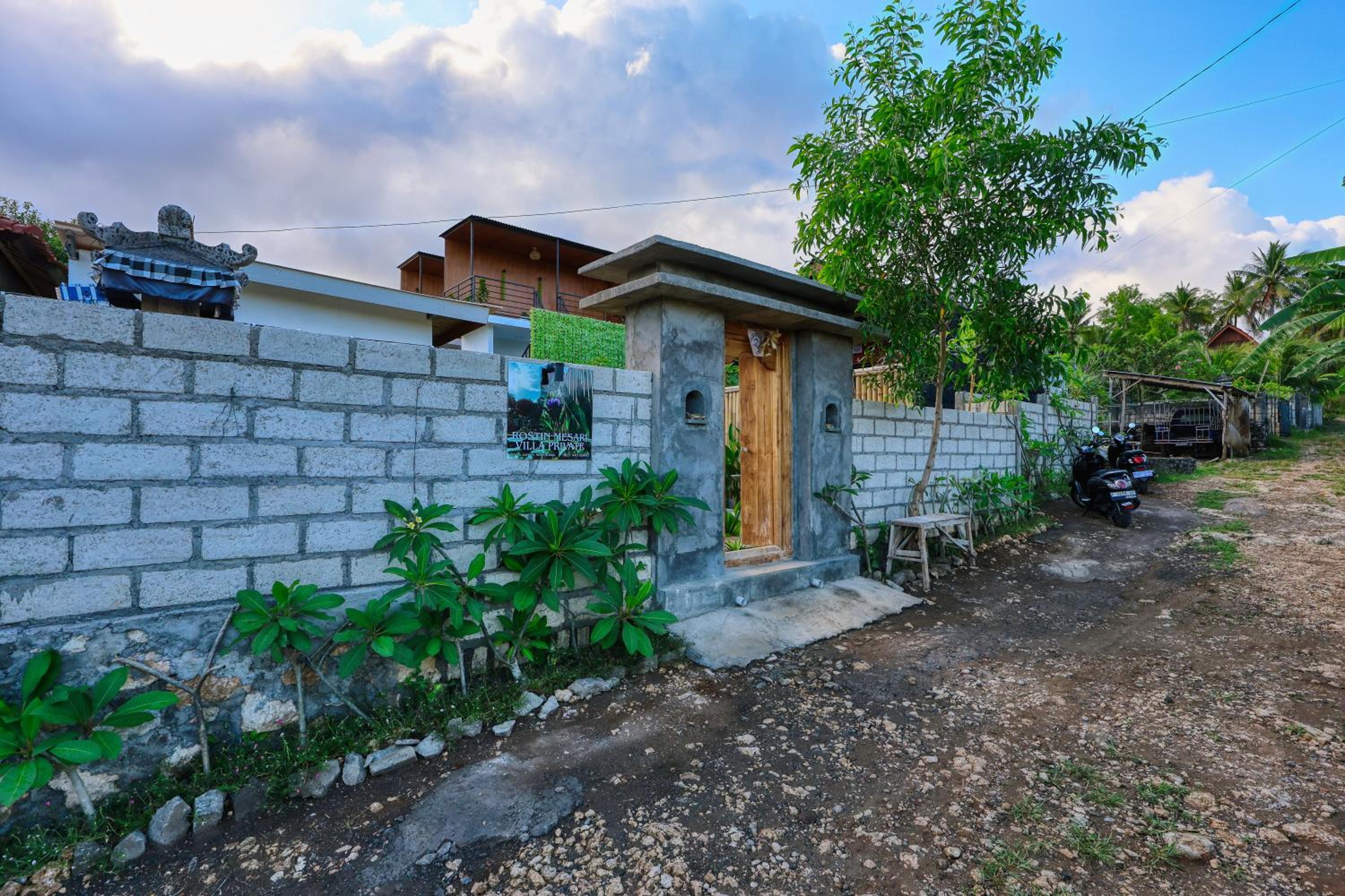 Rostin Mesari Villa