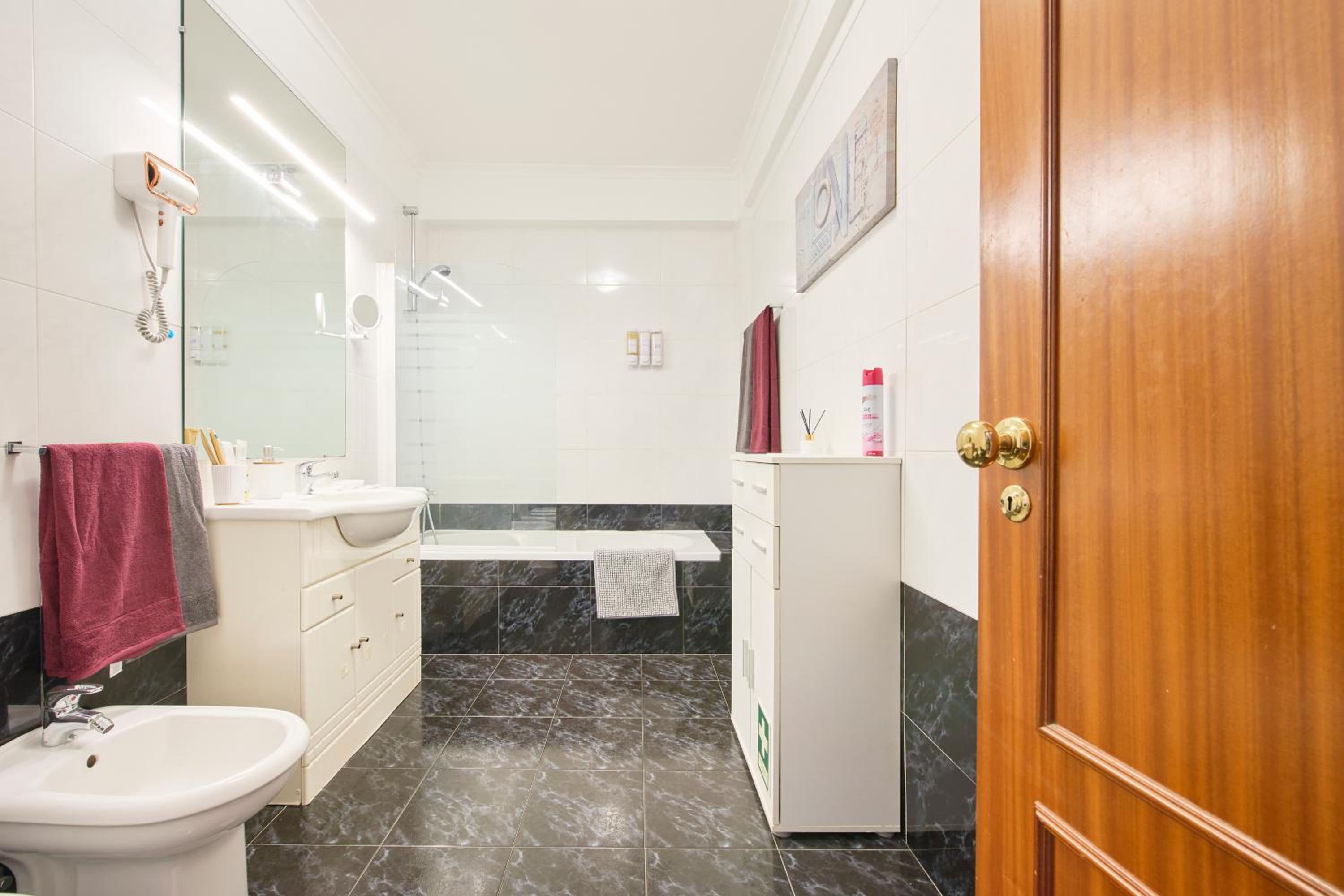 CasaFernandes 15 - Premium stay in Lisbon