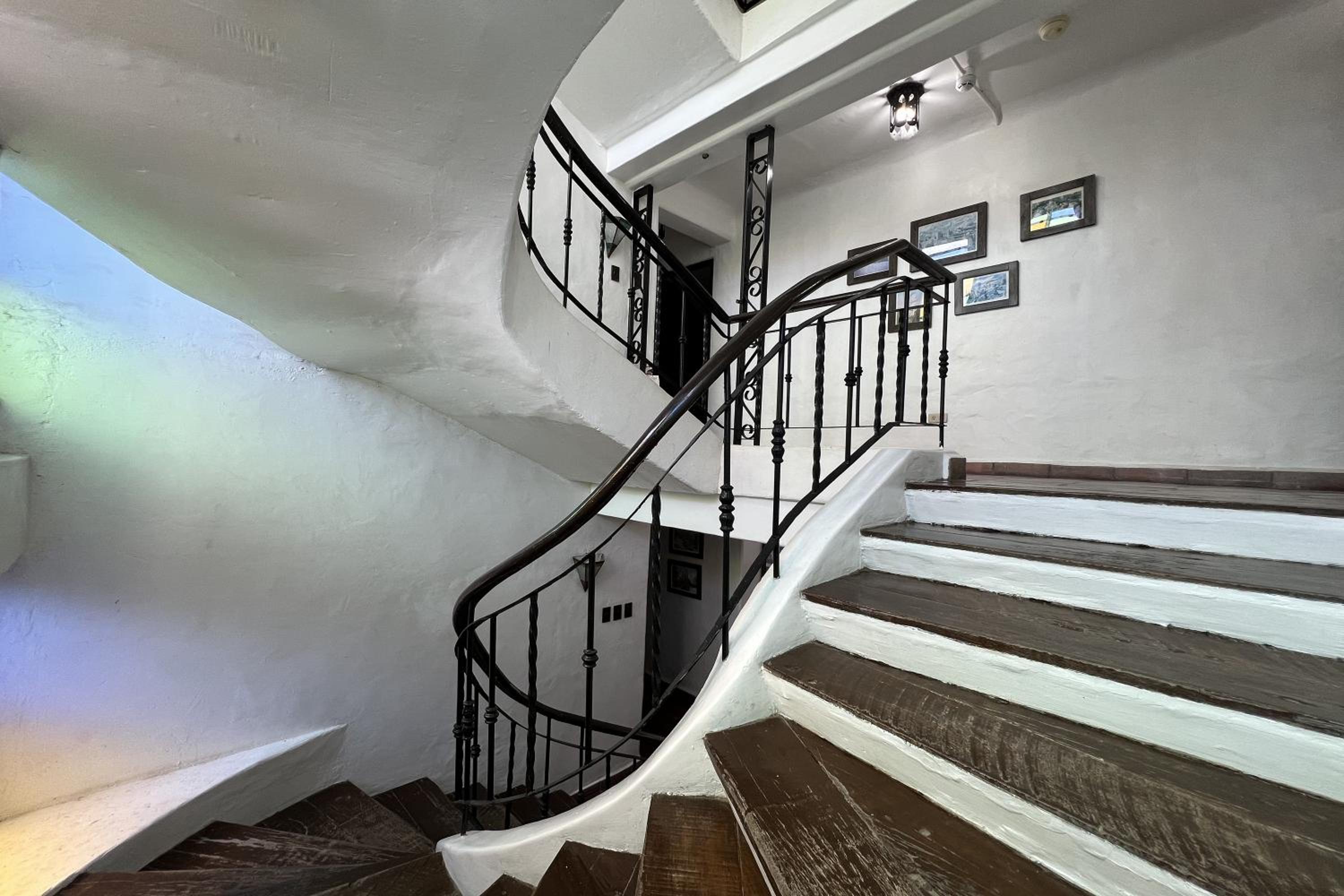 Bangera Inn