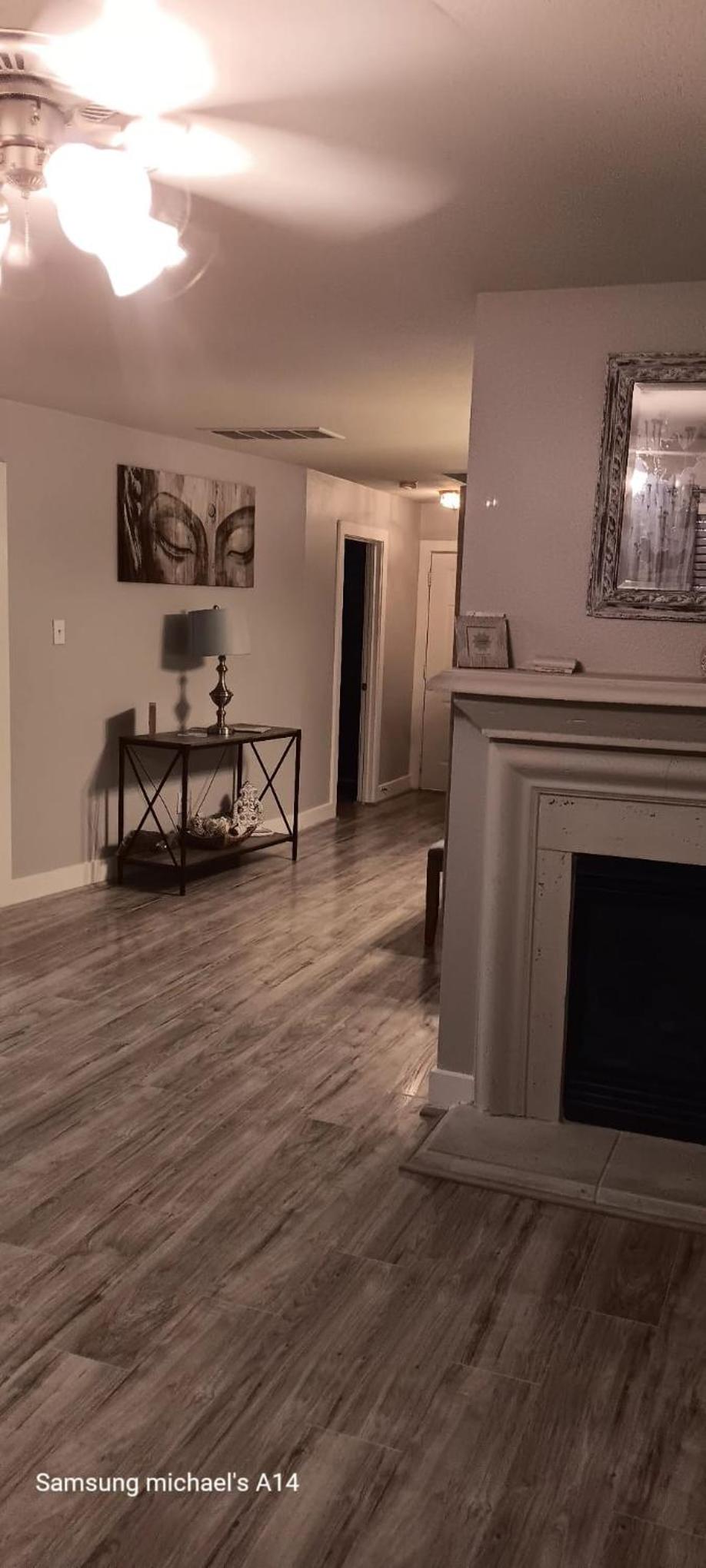 Home Away From Home 10-minutes IAH airport-Hospital-malls-Restaurants