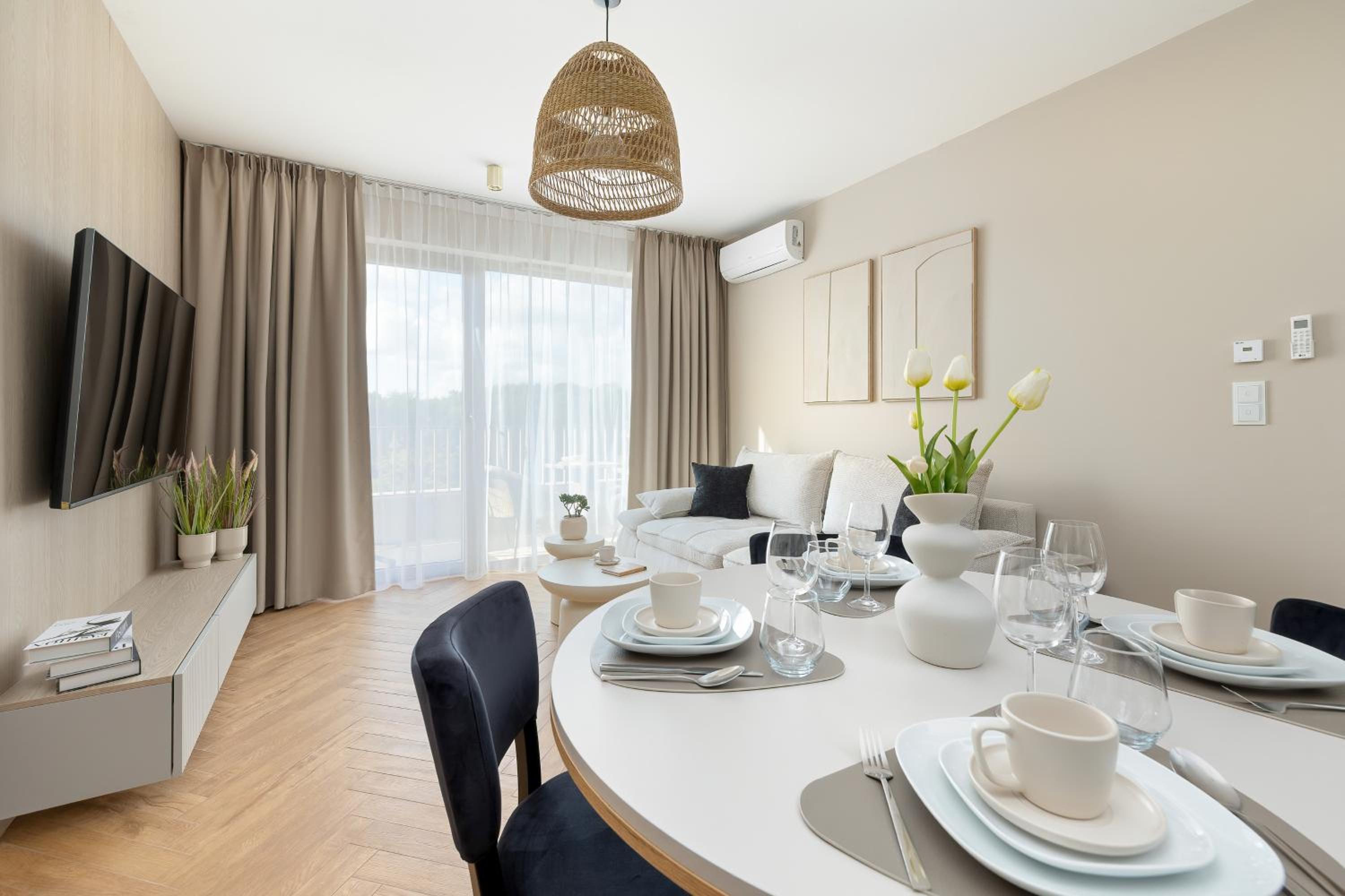 GREENERI PARK - Ambria Apartments