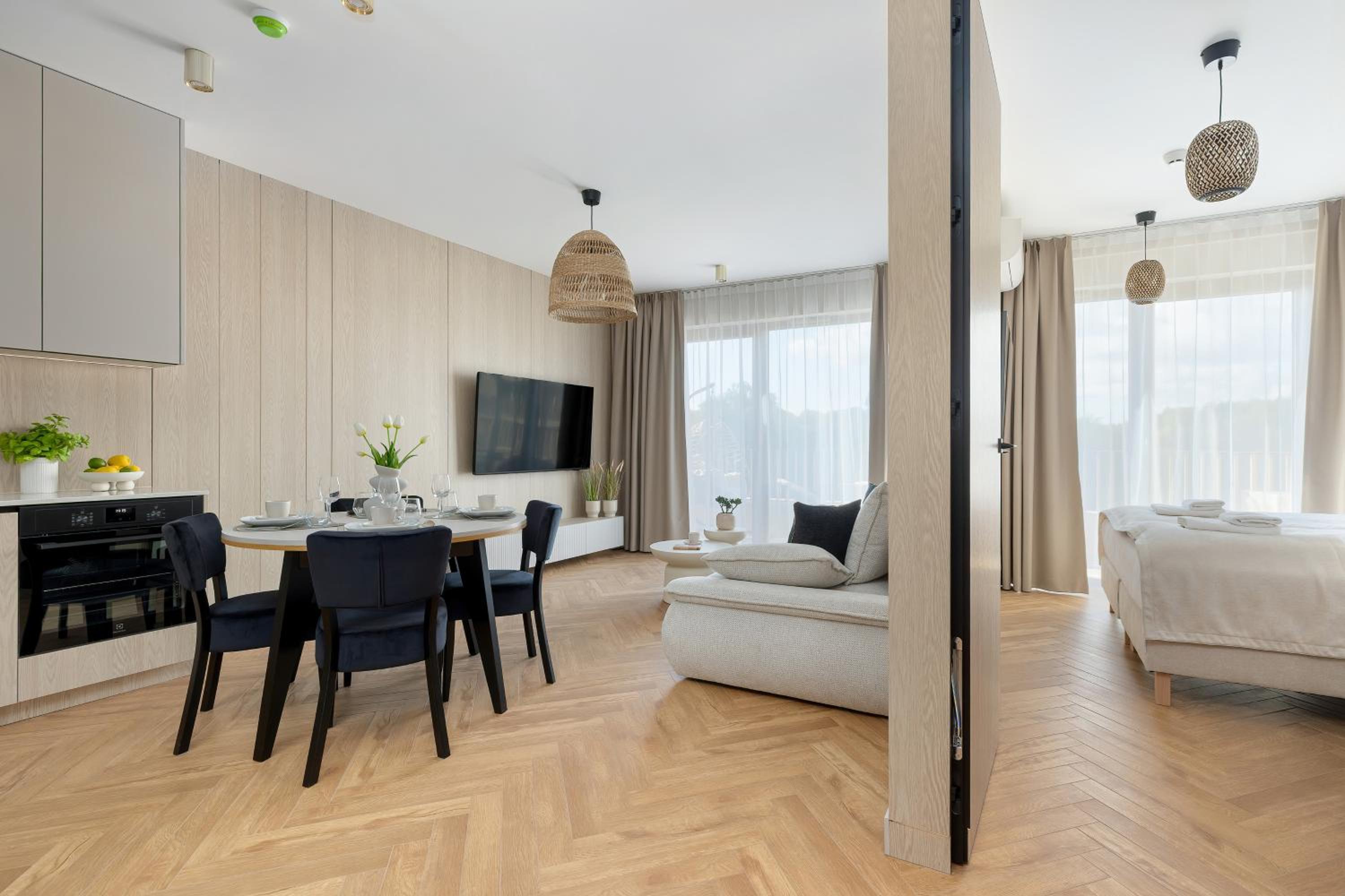 GREENERI PARK - Ambria Apartments