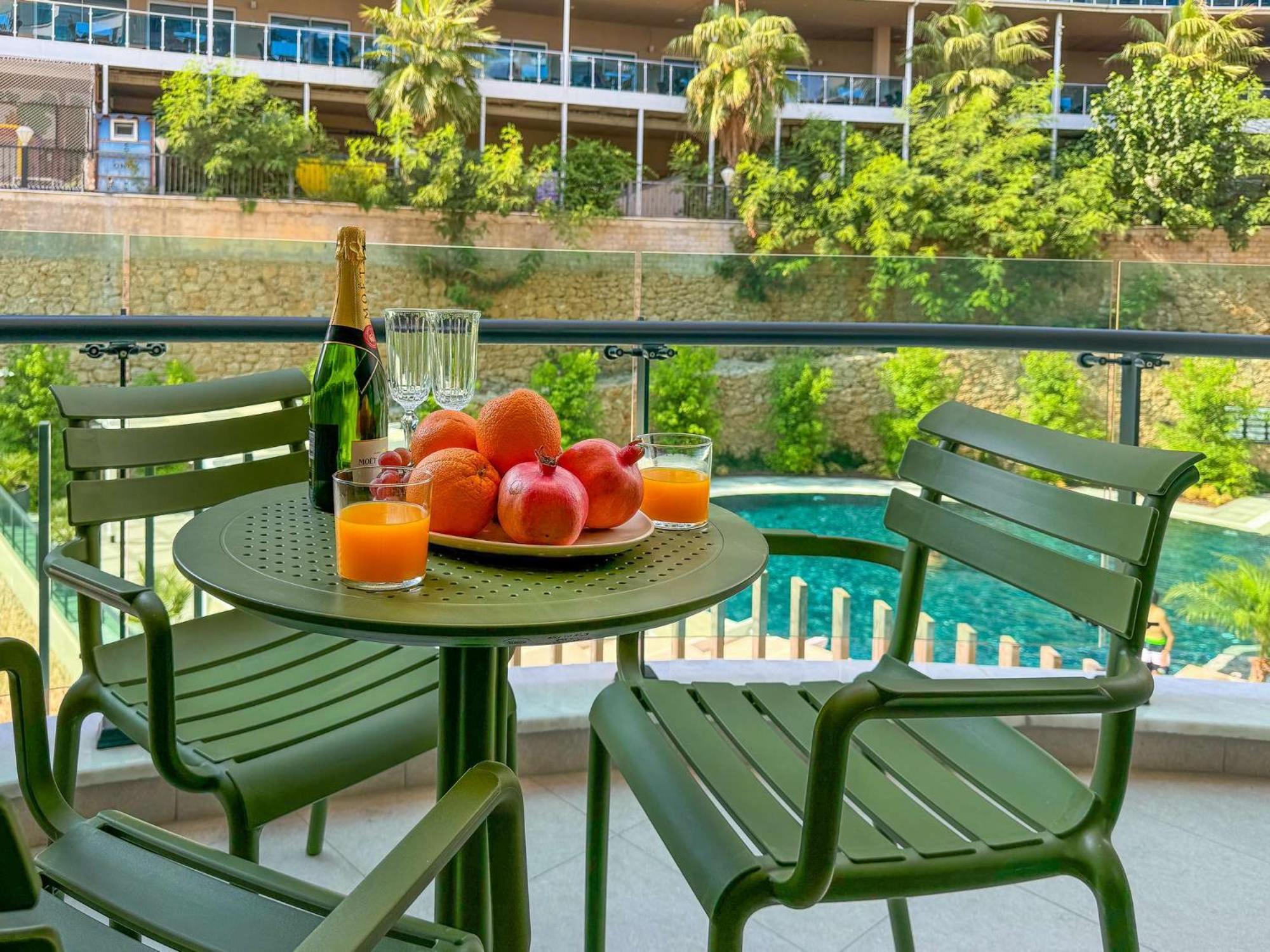 Qoople Excellence A14 new cozy apartment near the sea